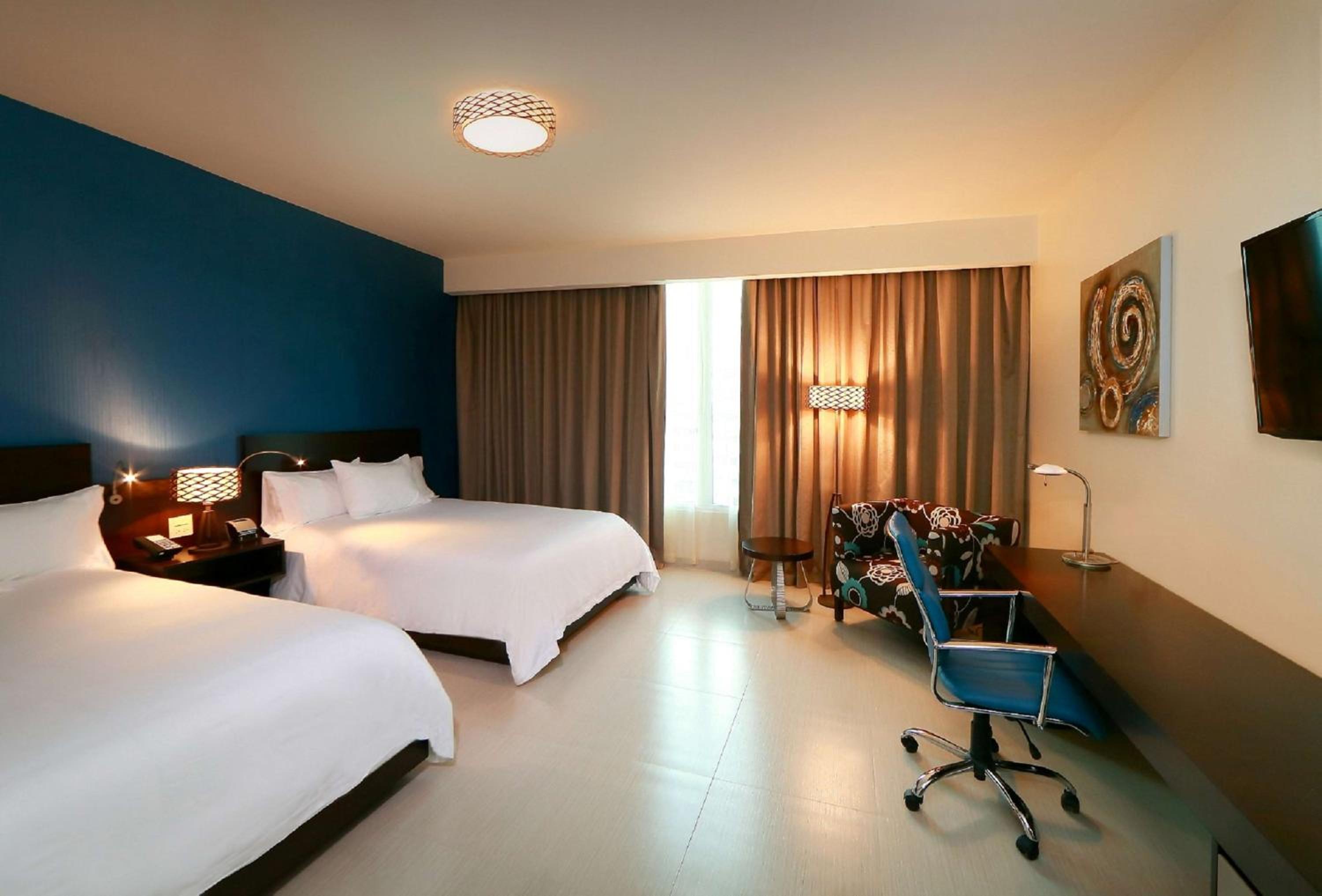 Double Room with Two Double Beds photo 2