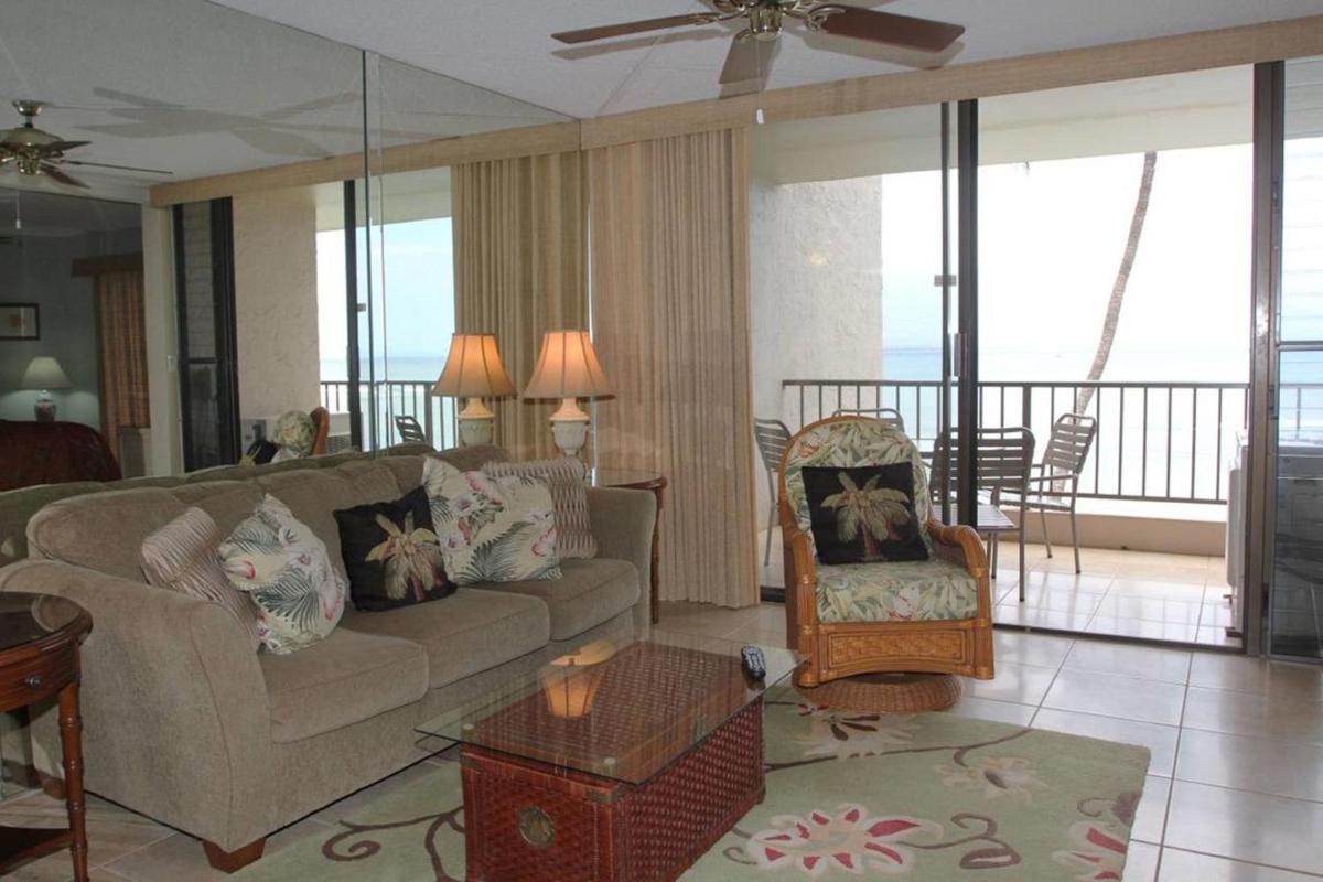 One-Bedroom Apartment photo 2