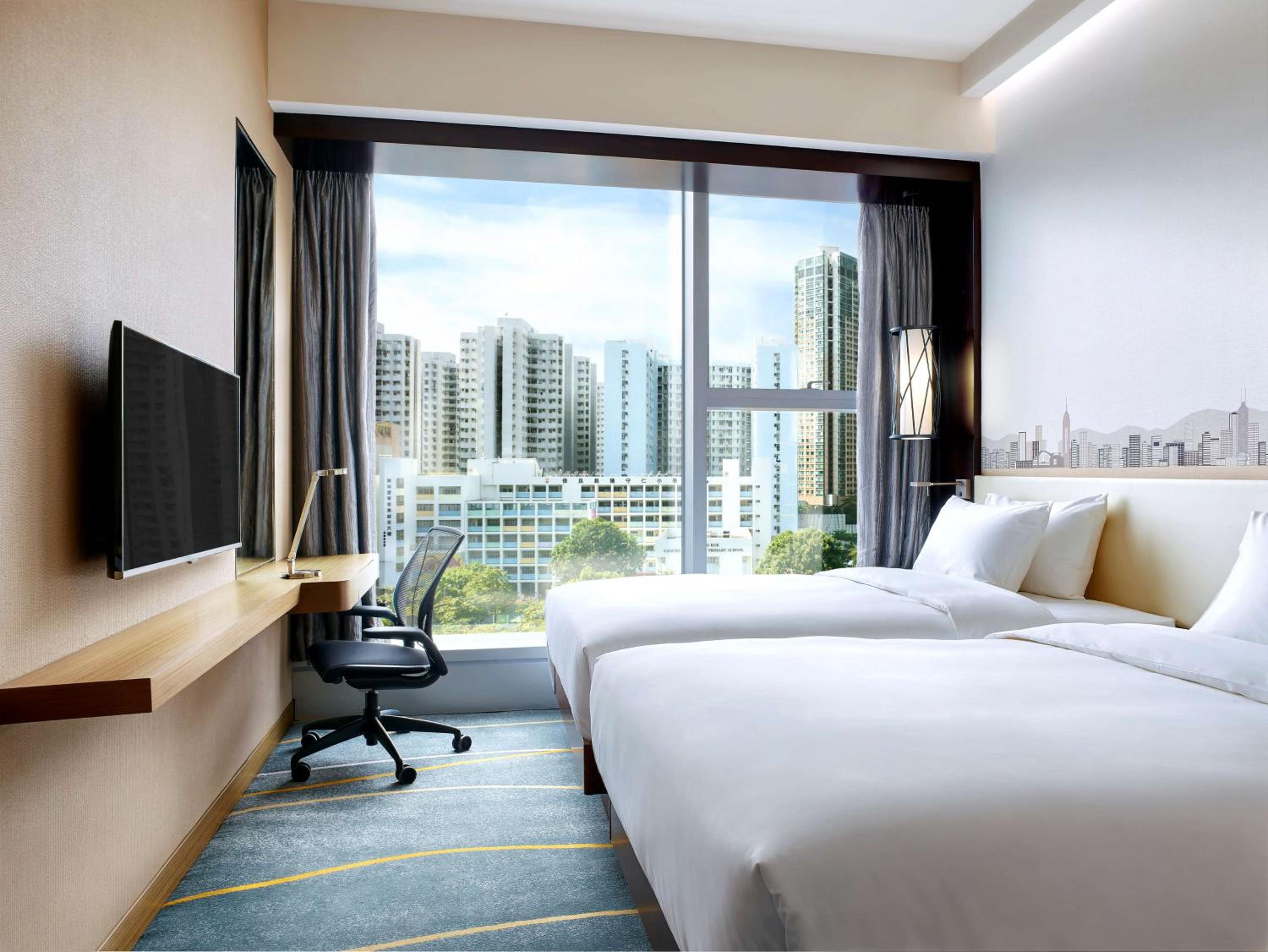 Twin Room with Garden View - High Floor photo 2