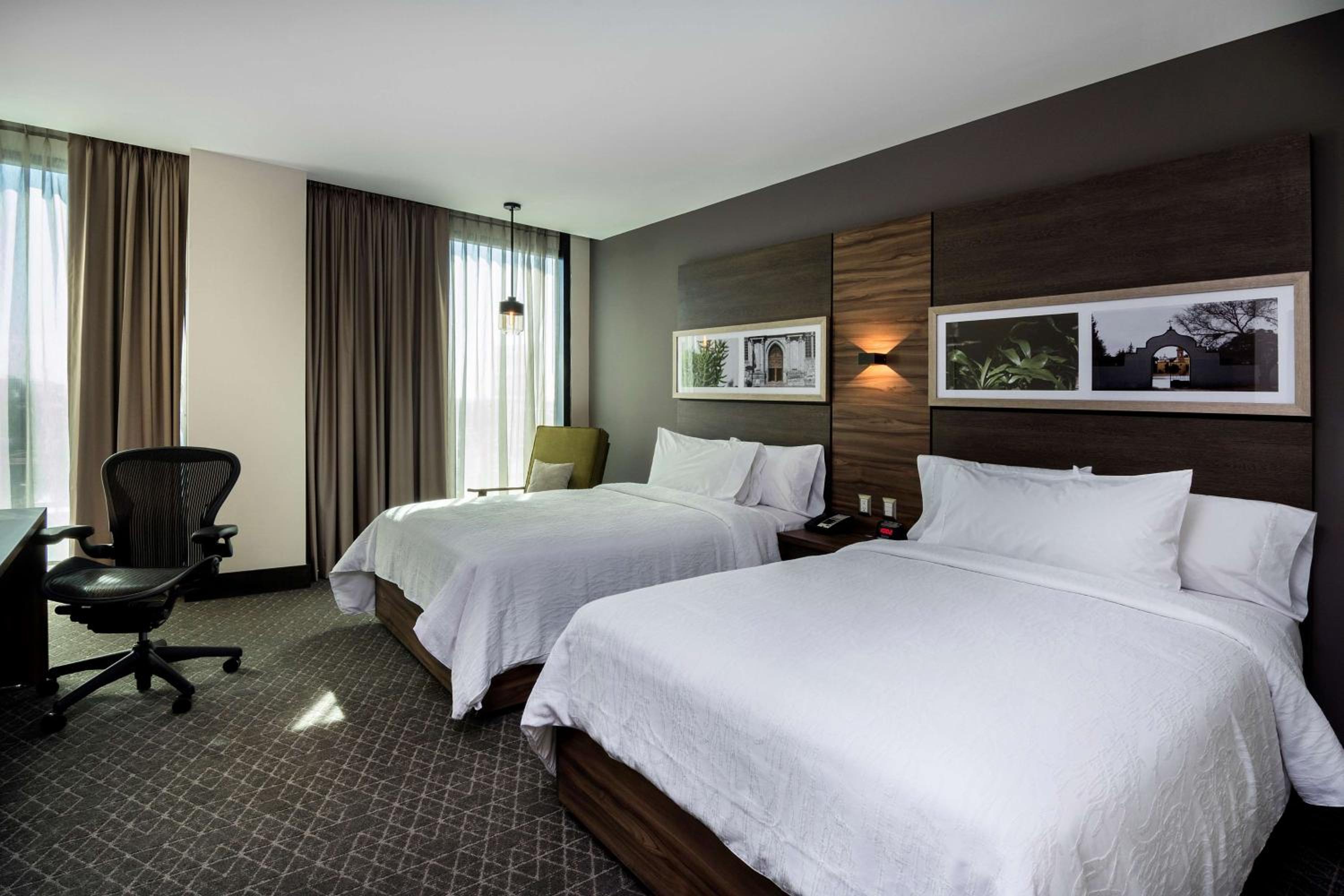 Double Room with Two Double Beds photo 1