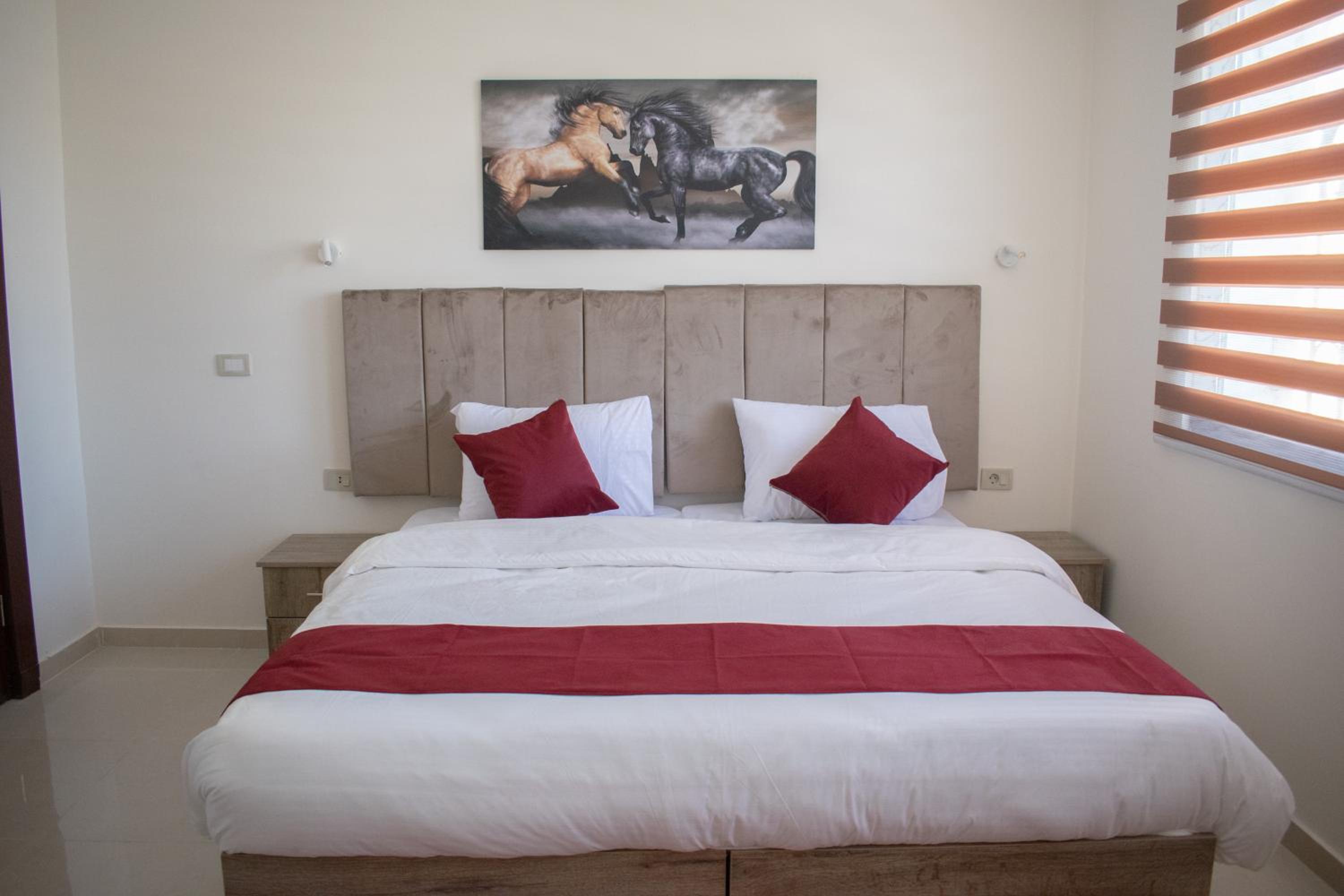 Double or Twin Room with Shared Bathroom photo 1