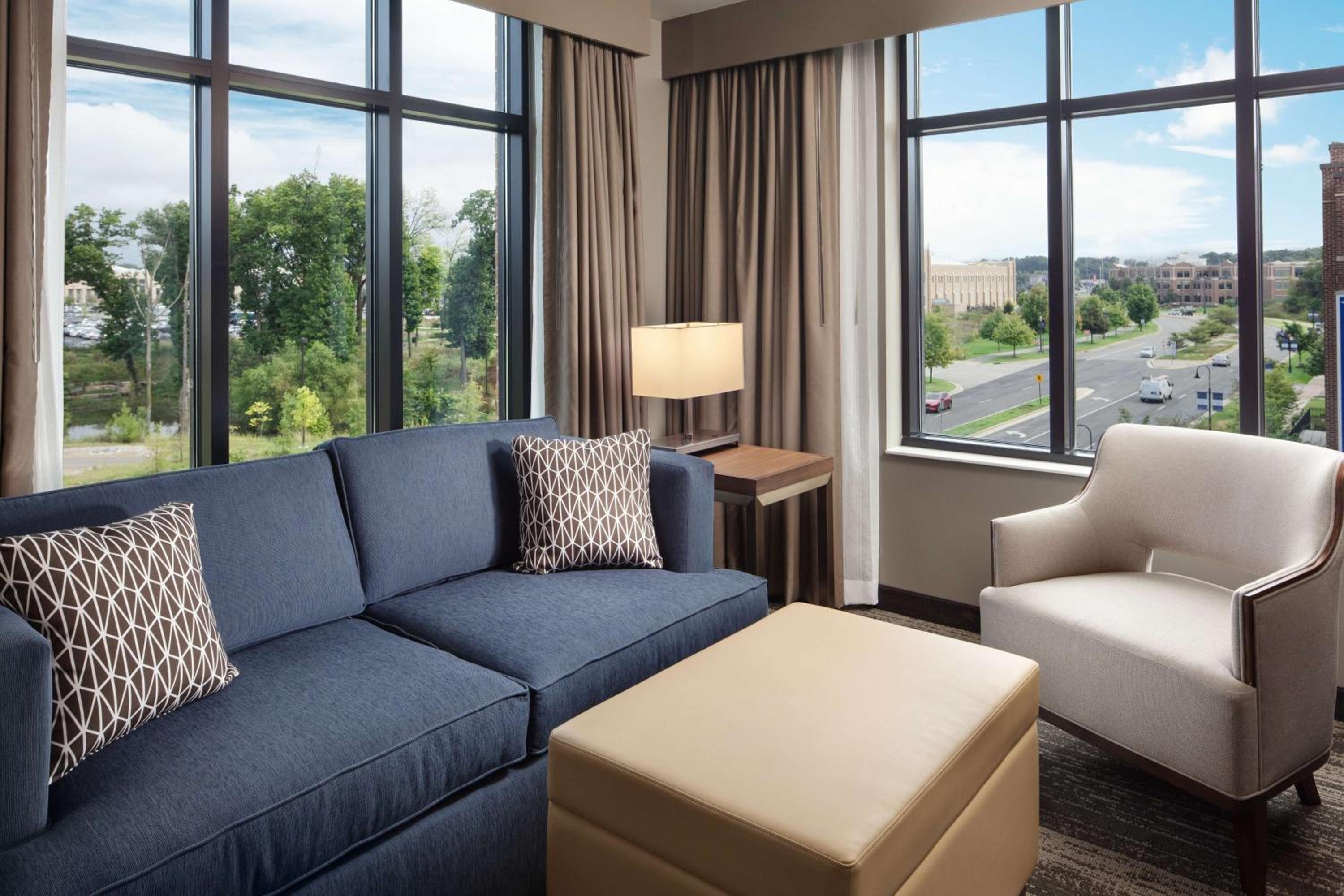 Two-Room Suite with Two Queen Beds