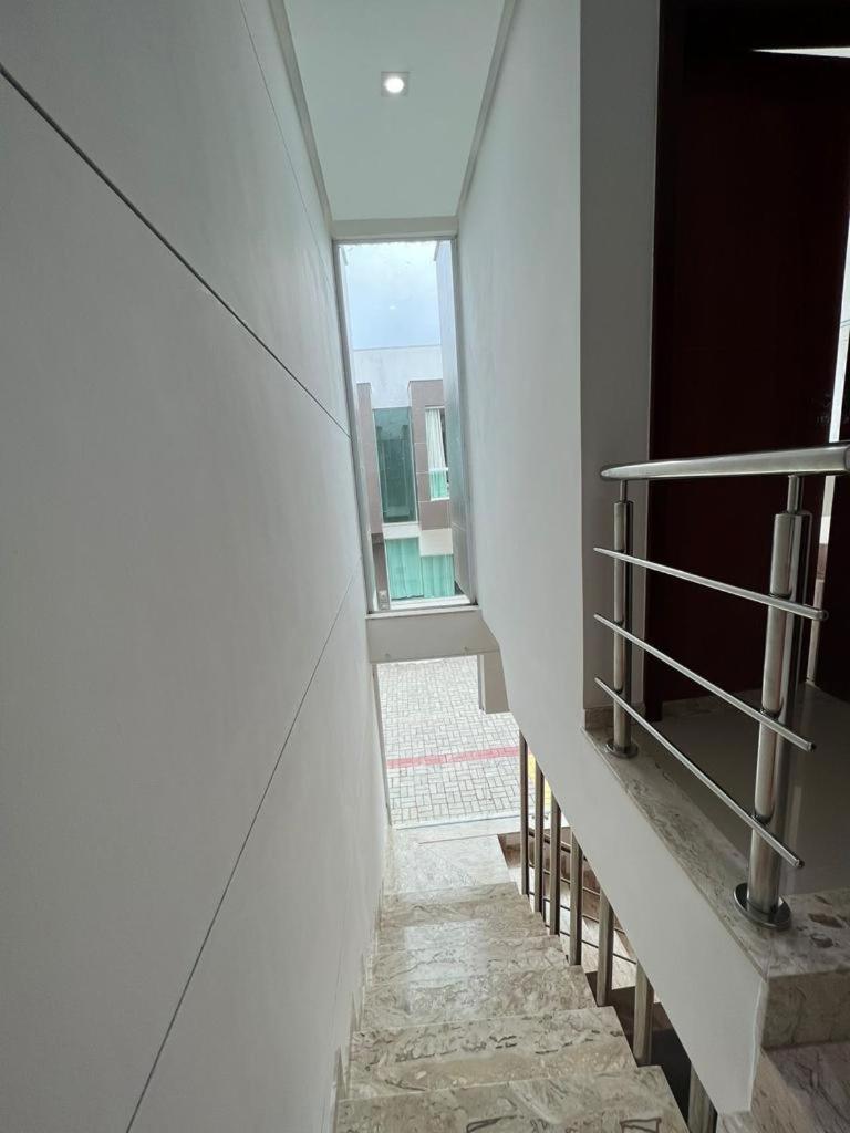 Apartment - Split Level photo 2