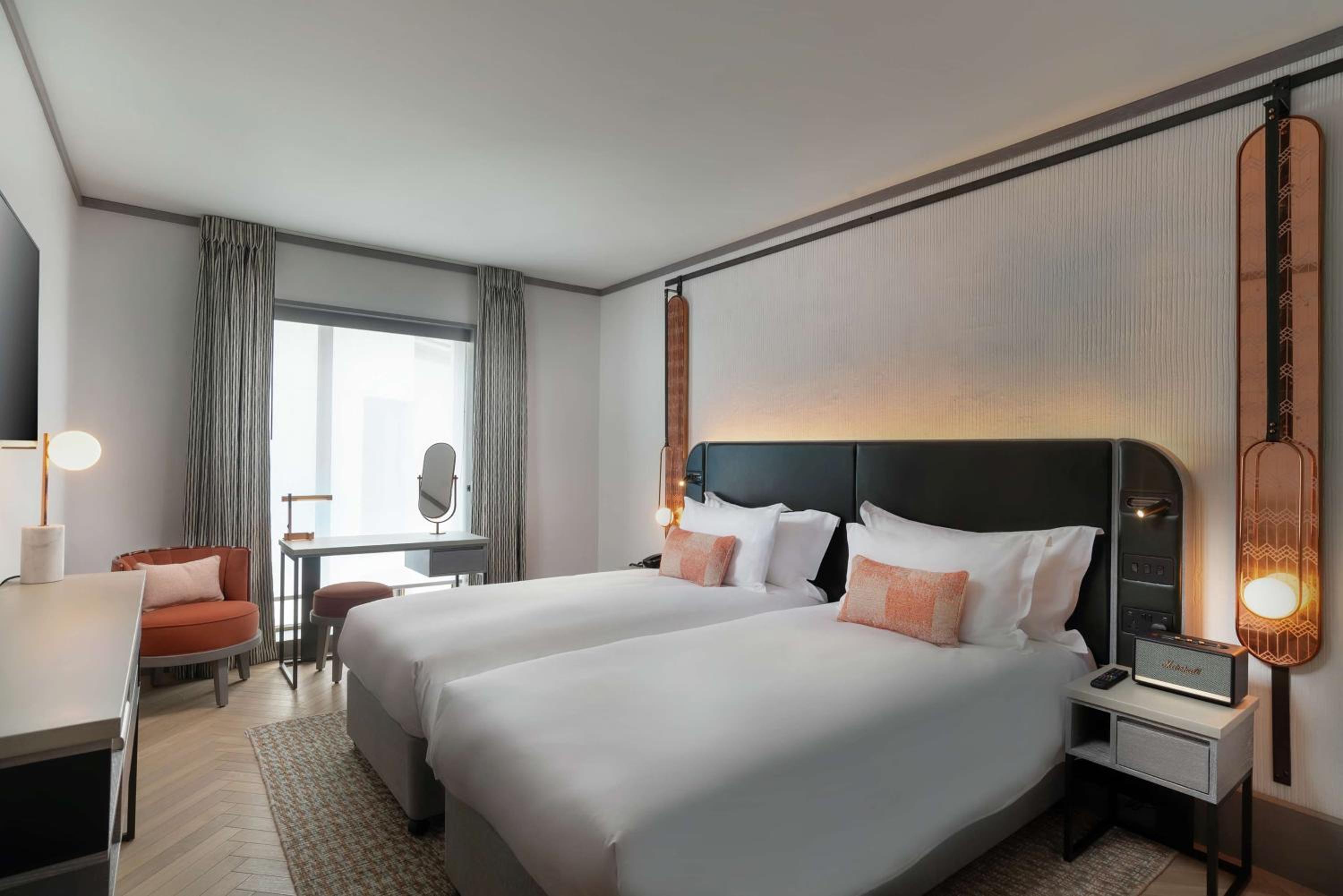 Deluxe Twin Room photo 1