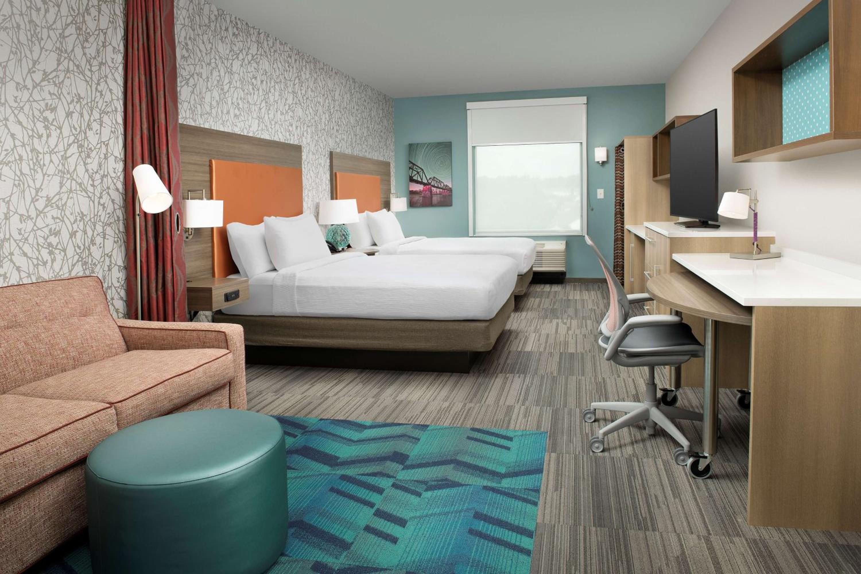 Queen Studio with Two Queen Beds - Non-Smoking - Photo 4