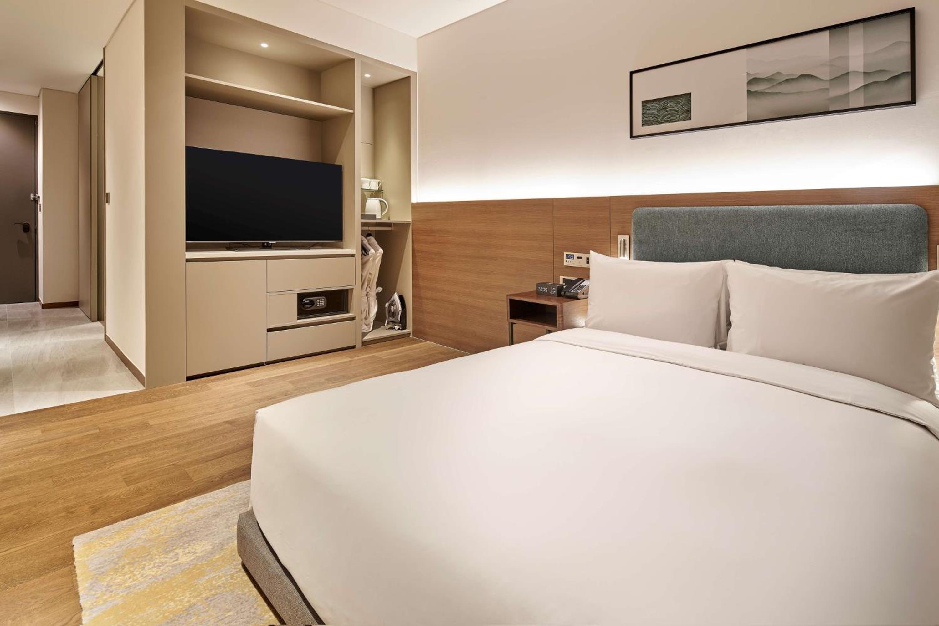 Accessible Double Room - Mobility Access - Photo 1