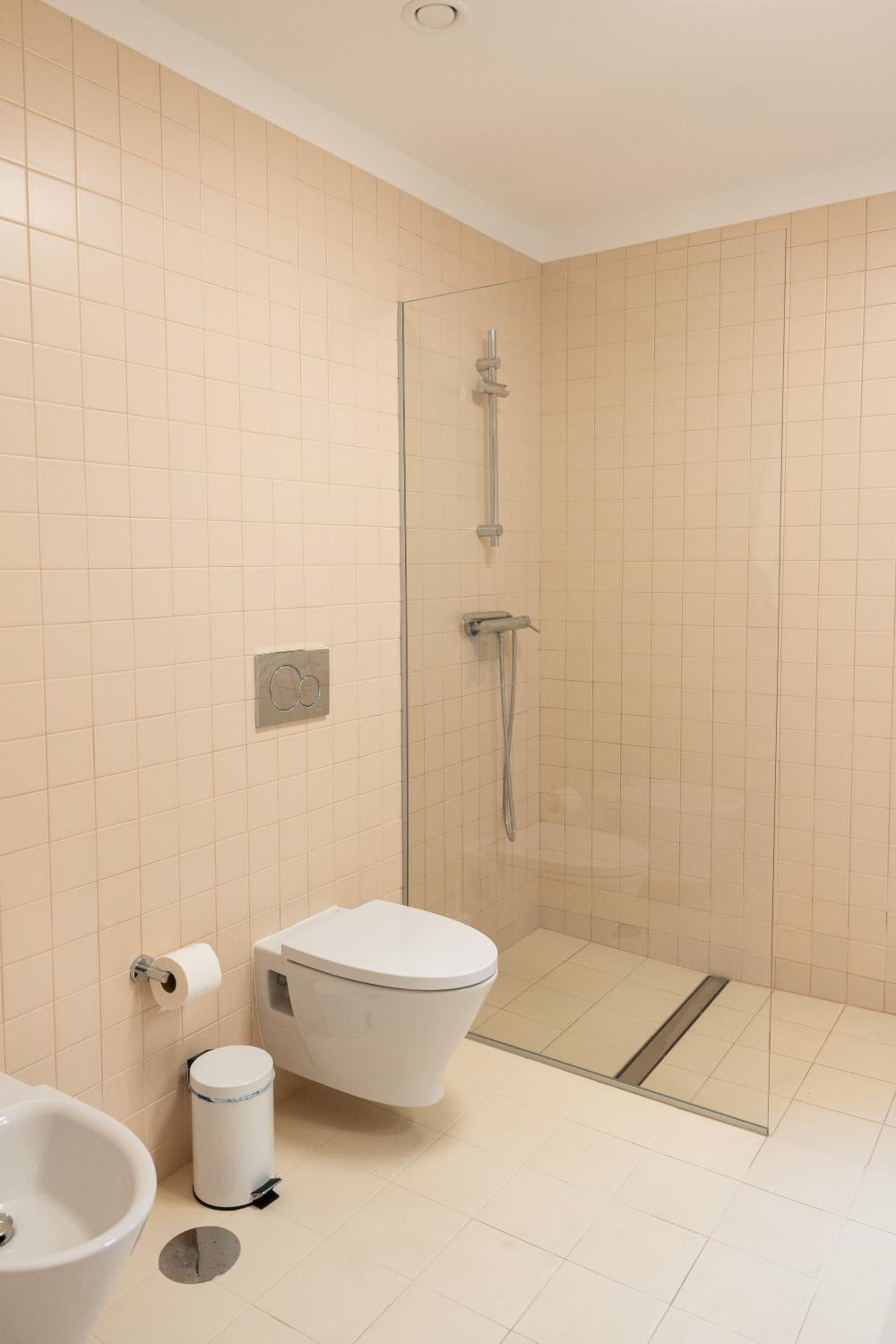 Deluxe Double or Twin Room with River View photo 2