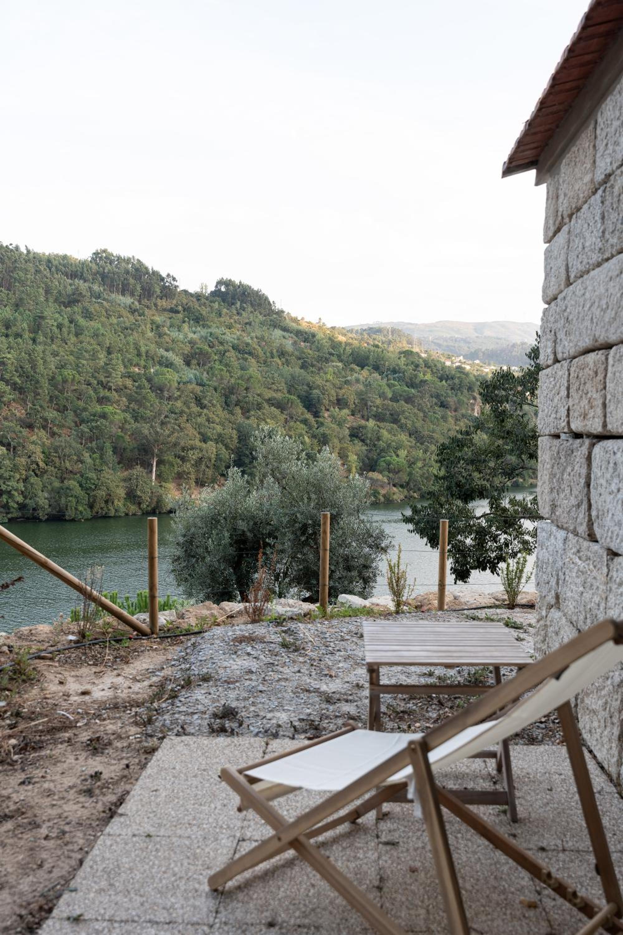 Deluxe Double or Twin Room with River View photo 3