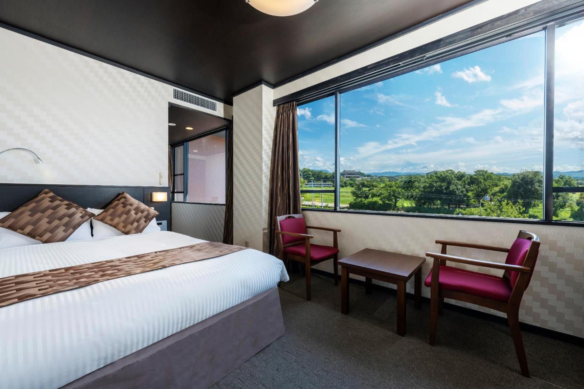 Double Room with Private Bathroom photo 1