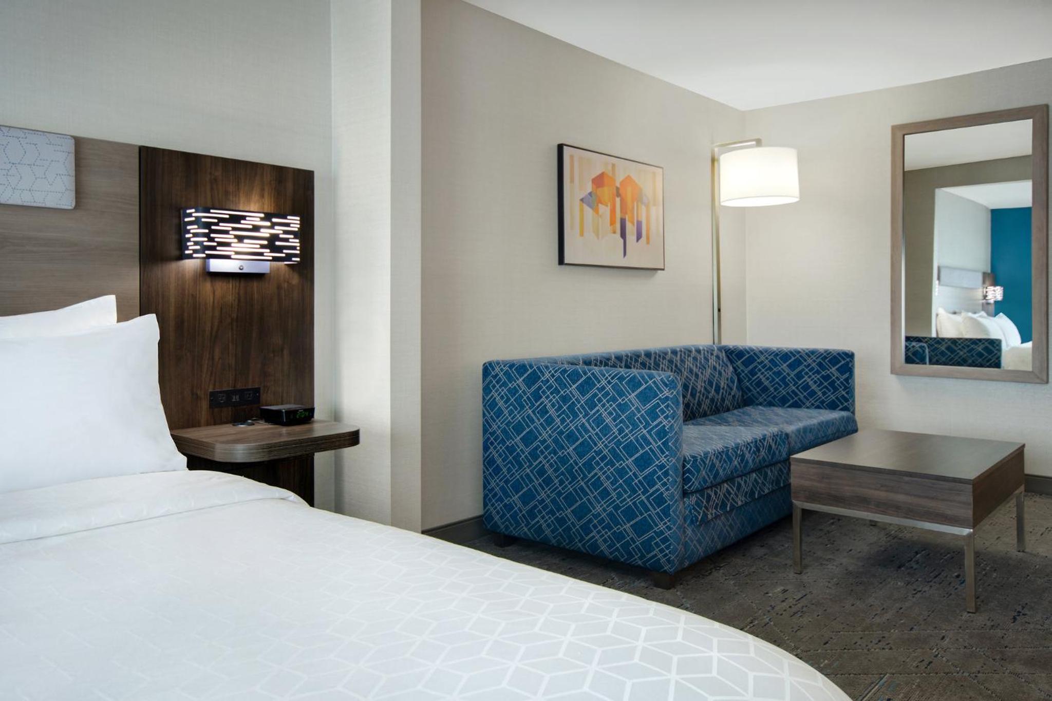 Executive King Suite - Photo 9