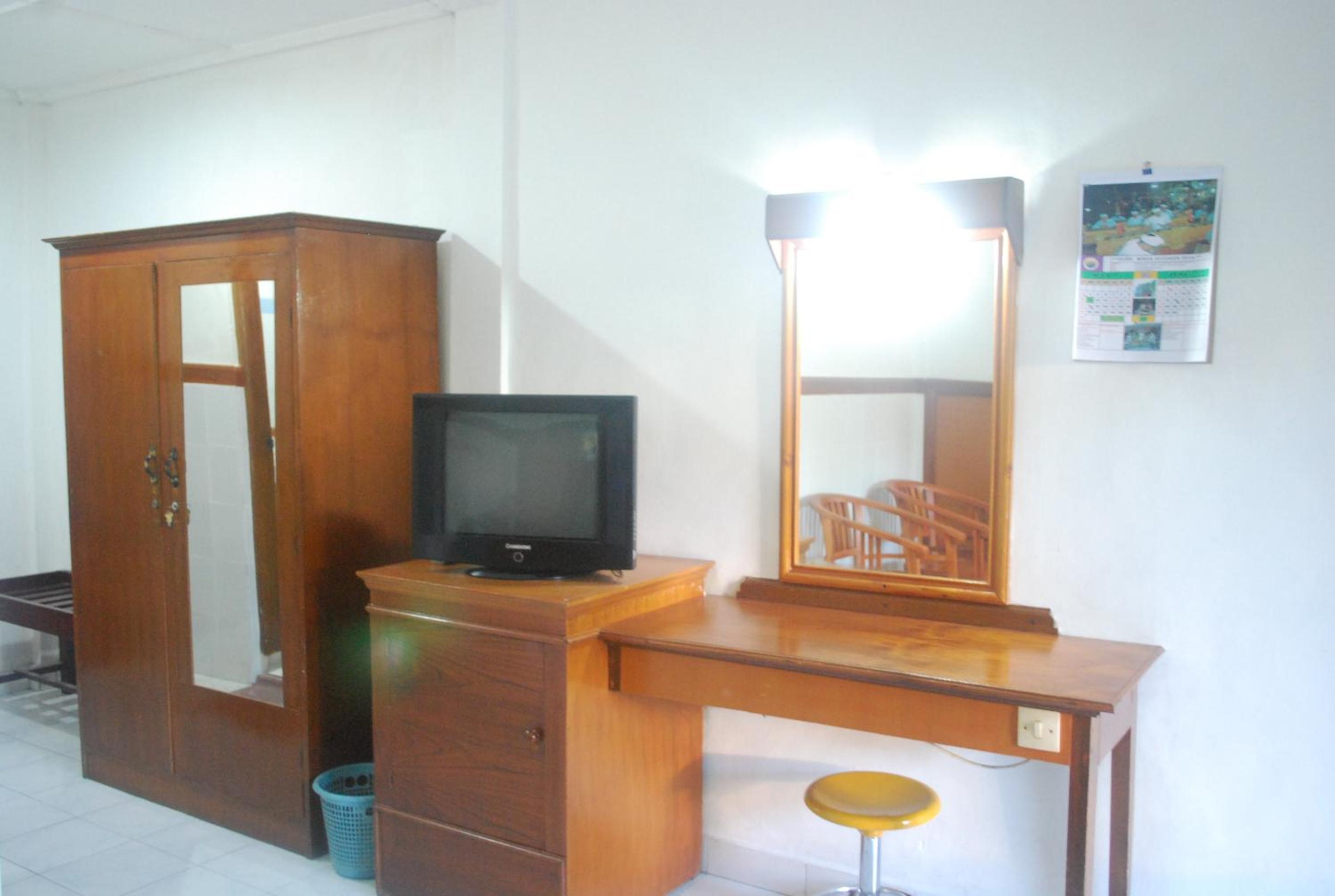 Standard Double or Twin Room with Fan for 1 person - Photo 9