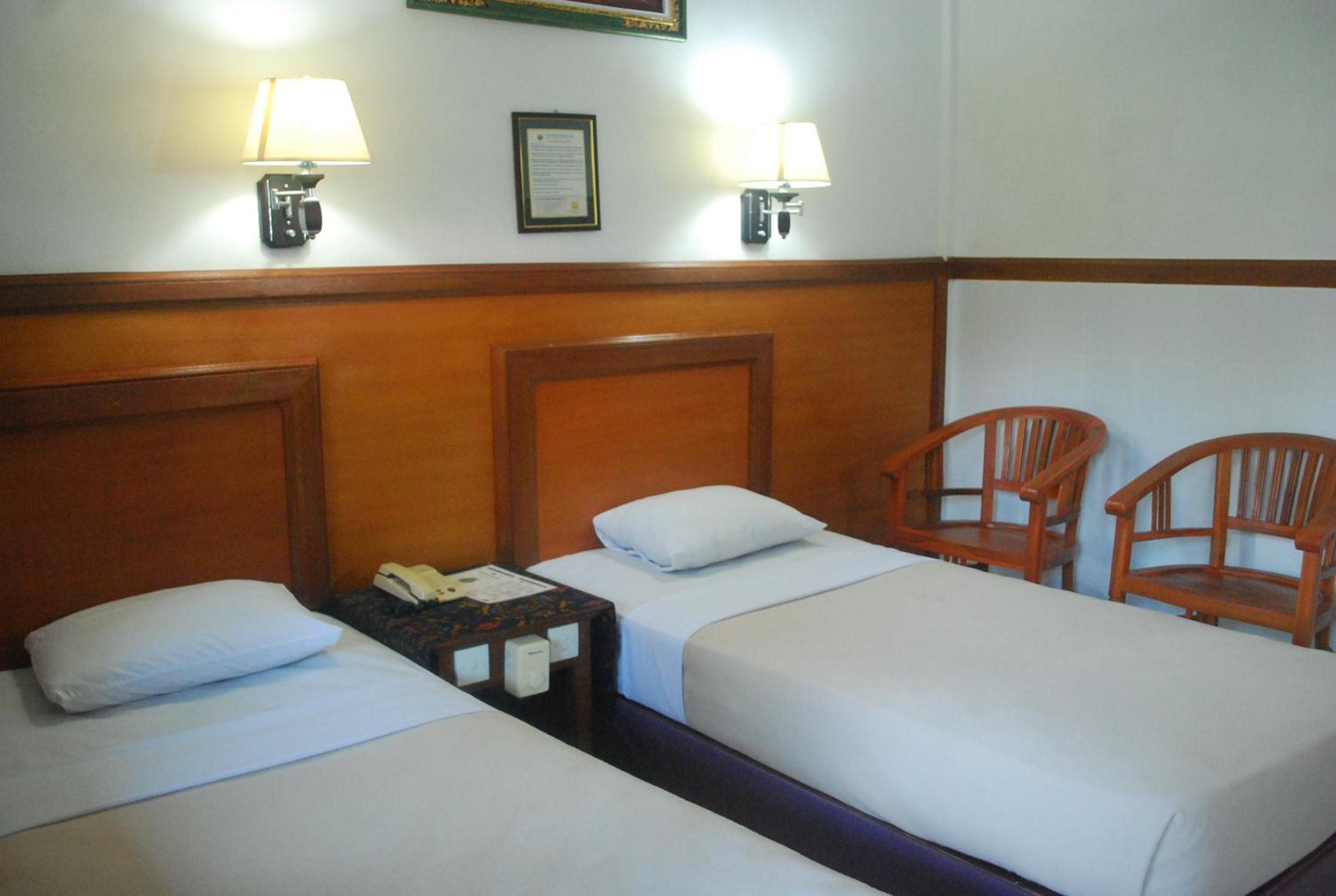 Standard Double or Twin Room with Fan for 1 person - Photo 6