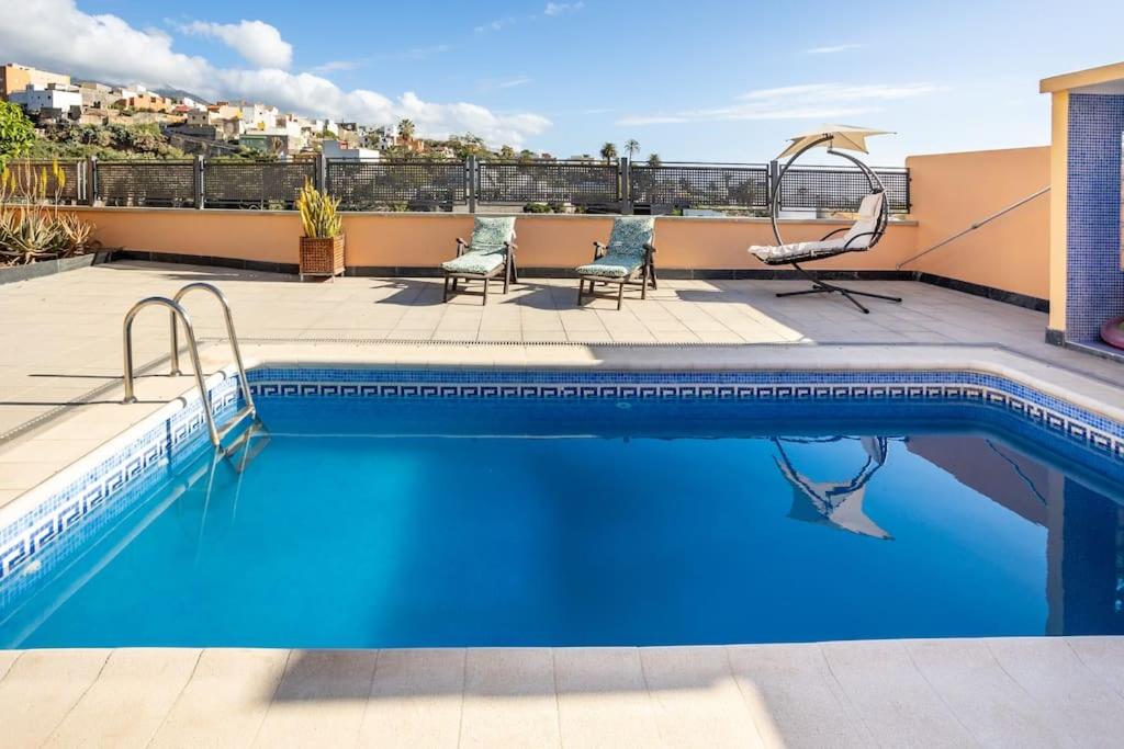 Three-Bedroom Villa photo 2