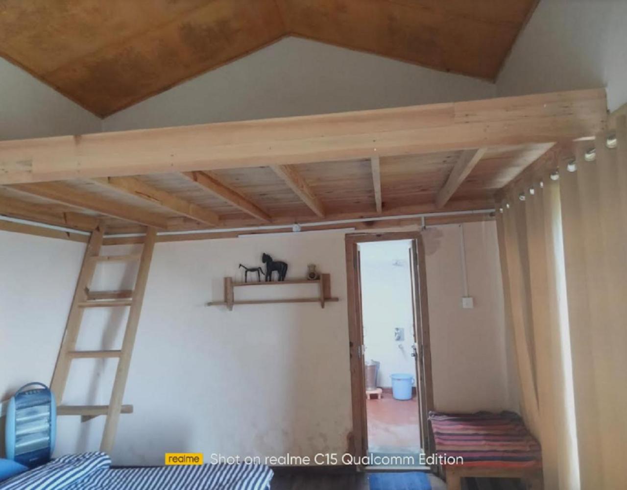 King Room with Mountain View photo 2