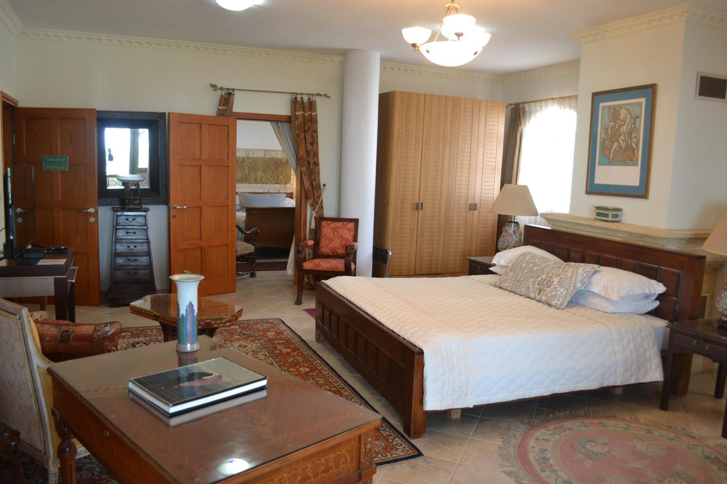 King Suite With Balcony