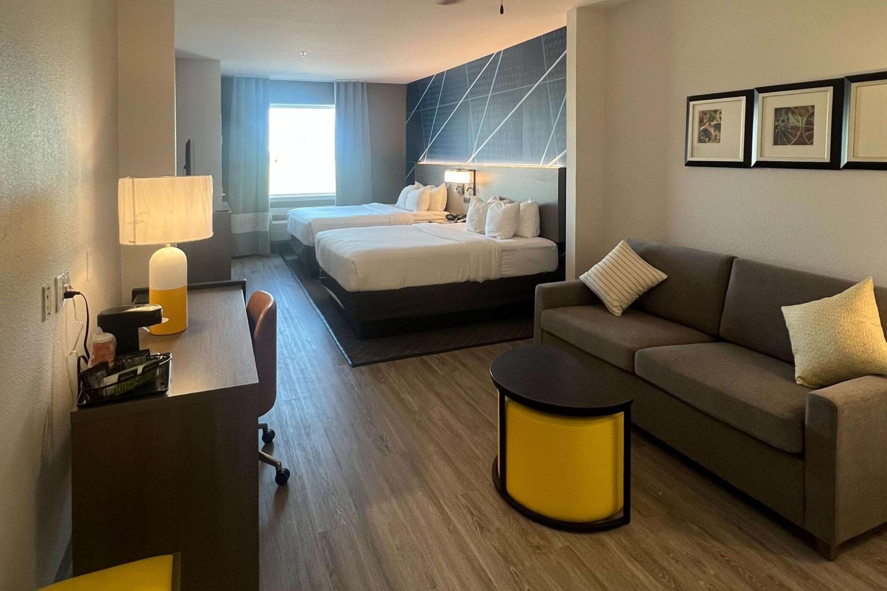 Comfort Suites San Angelo near University