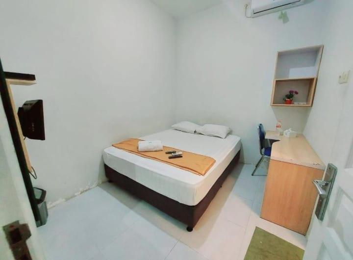 Double Room With Private Bathroom photo 1