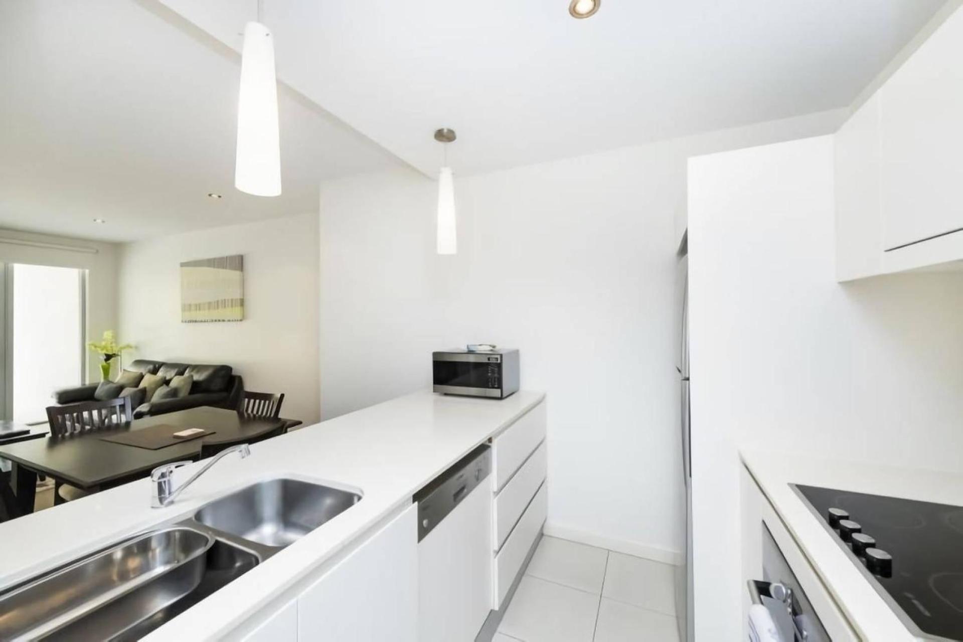 One-Bedroom Apartment - Ground Floor - 4 photo 3