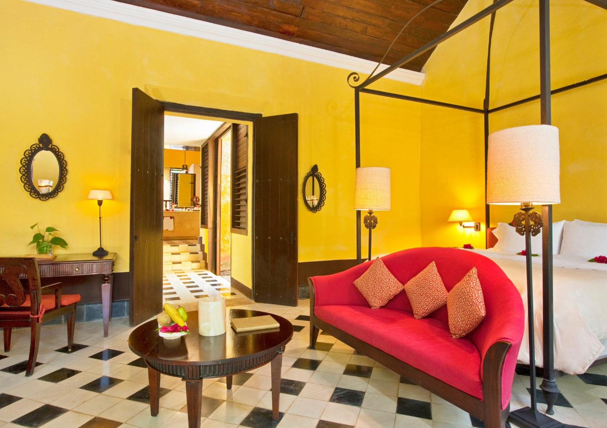 Deluxe King Room photo 1