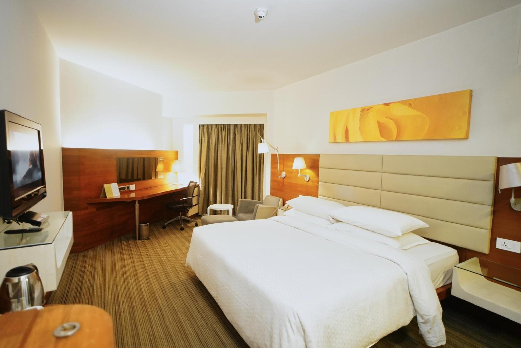 Premium Room with Balcony, Guest room, King Bed Premium Room with Balcony, Guest room, King Bed