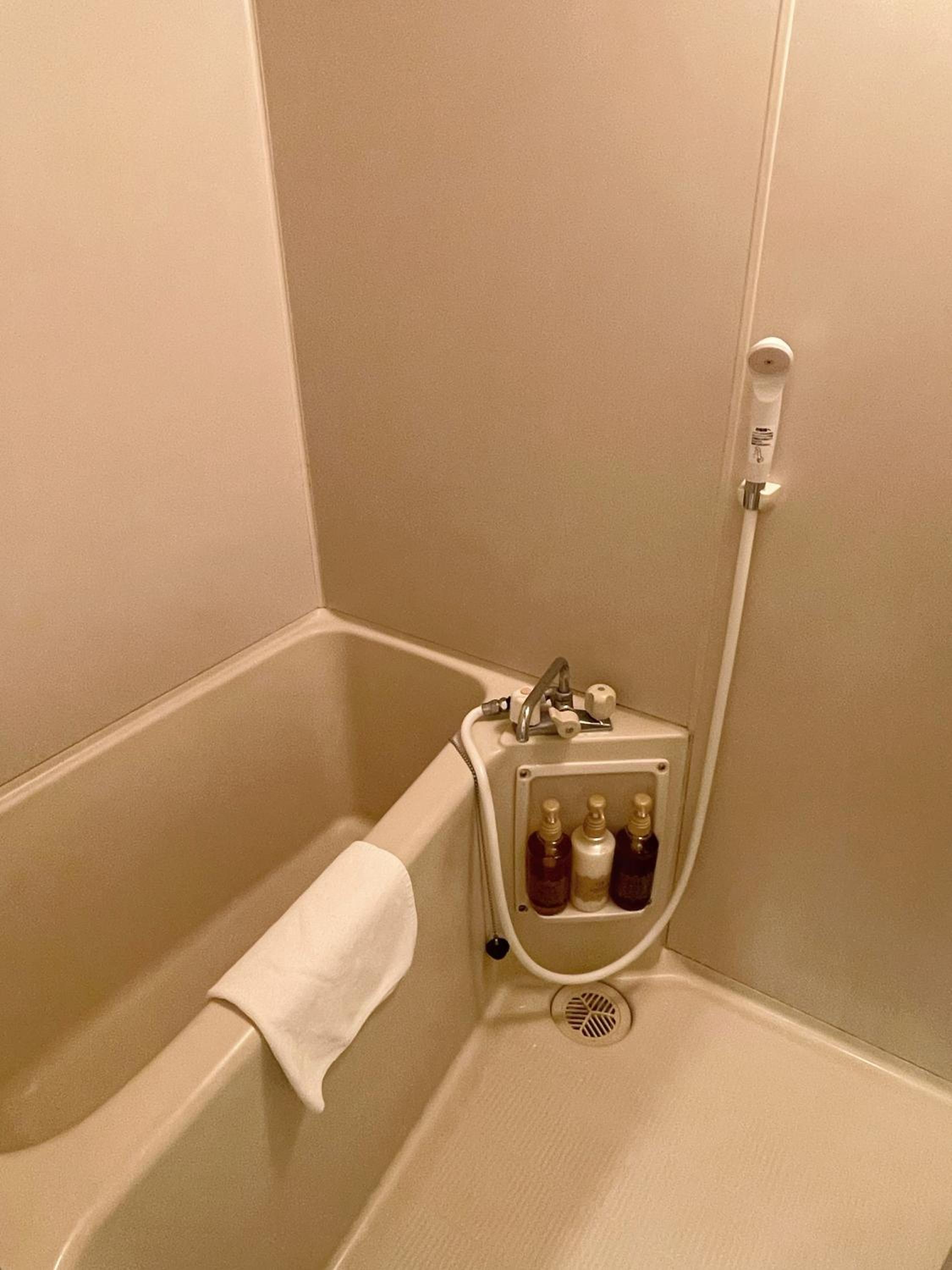 Japanese-Style Room with Private Bathroom - Photo 4