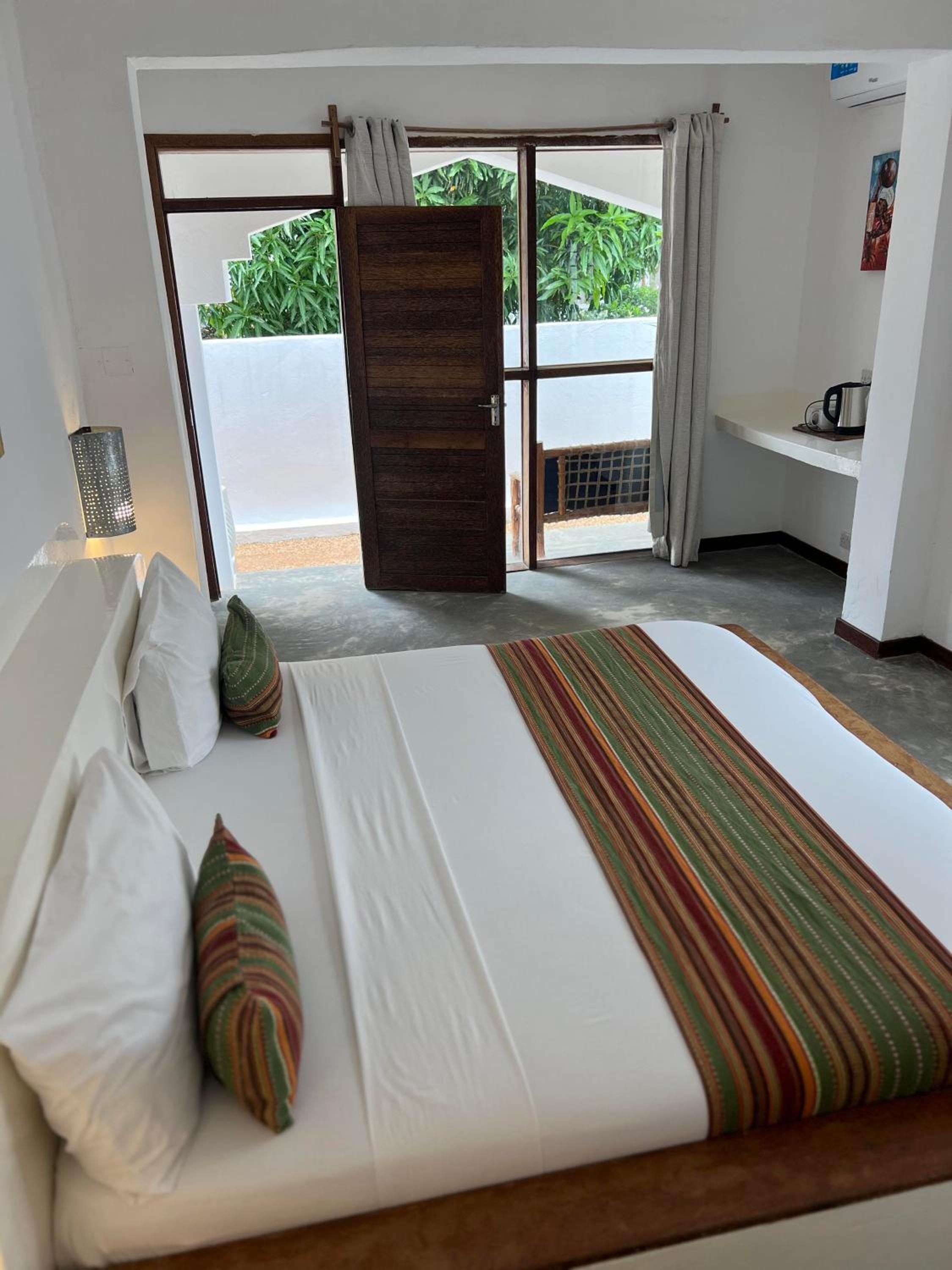 Standard Double Room - Photo 1