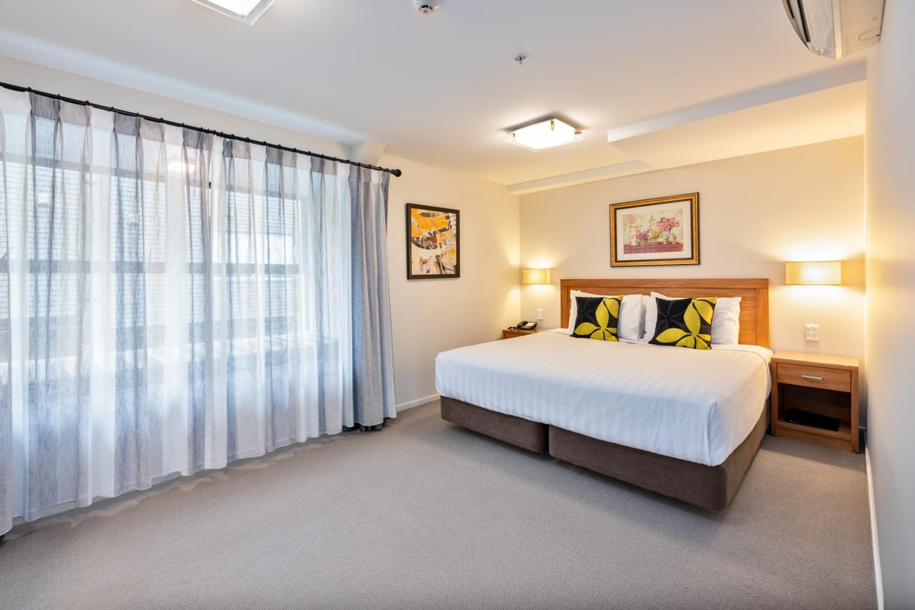 Executive Suite with Spa Bath - Photo 1