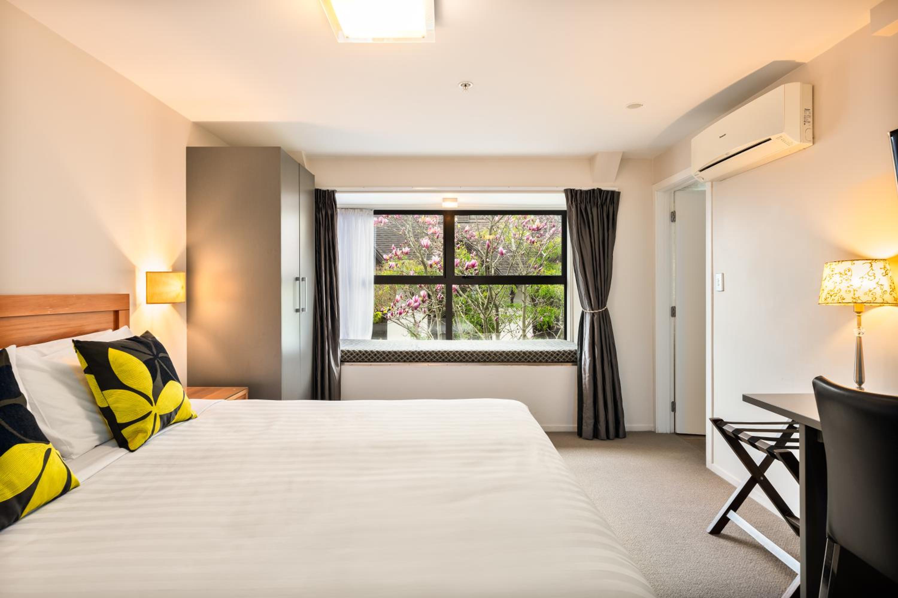 Executive King Room