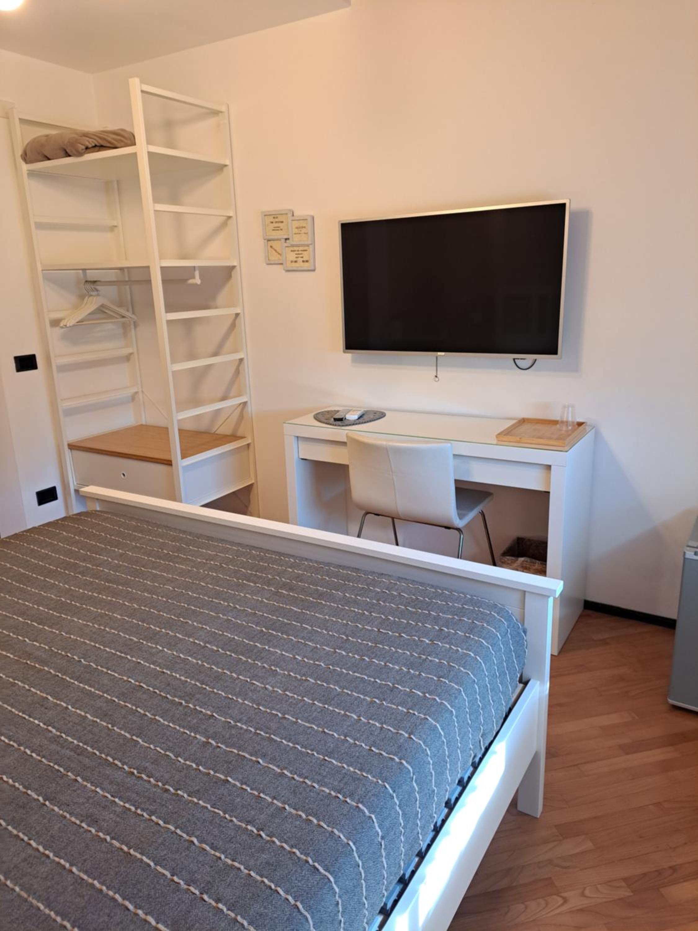 Double Room with Spa Bath - Photo 6