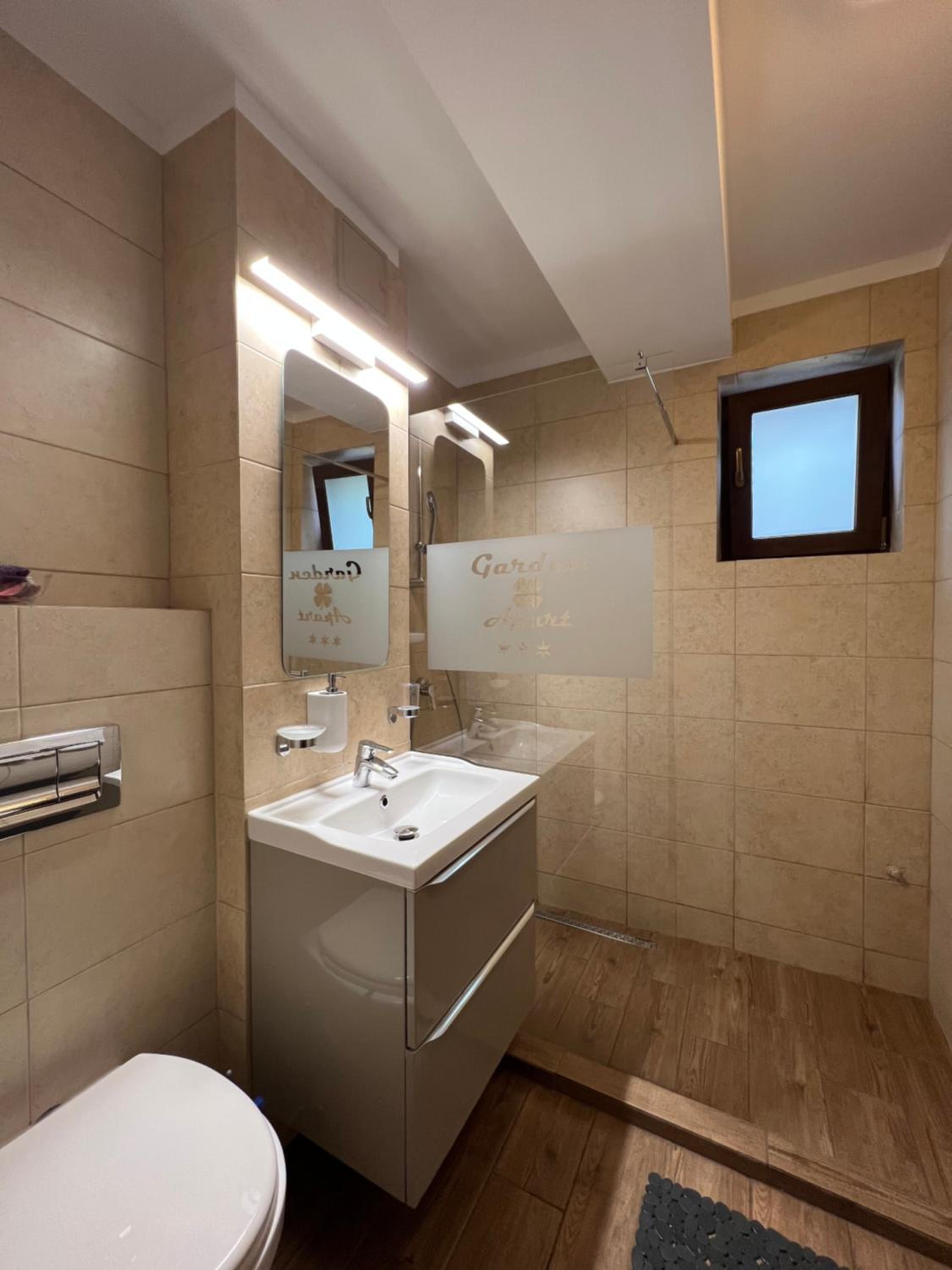 Apartment with Mountain View - Ground Floor photo 2