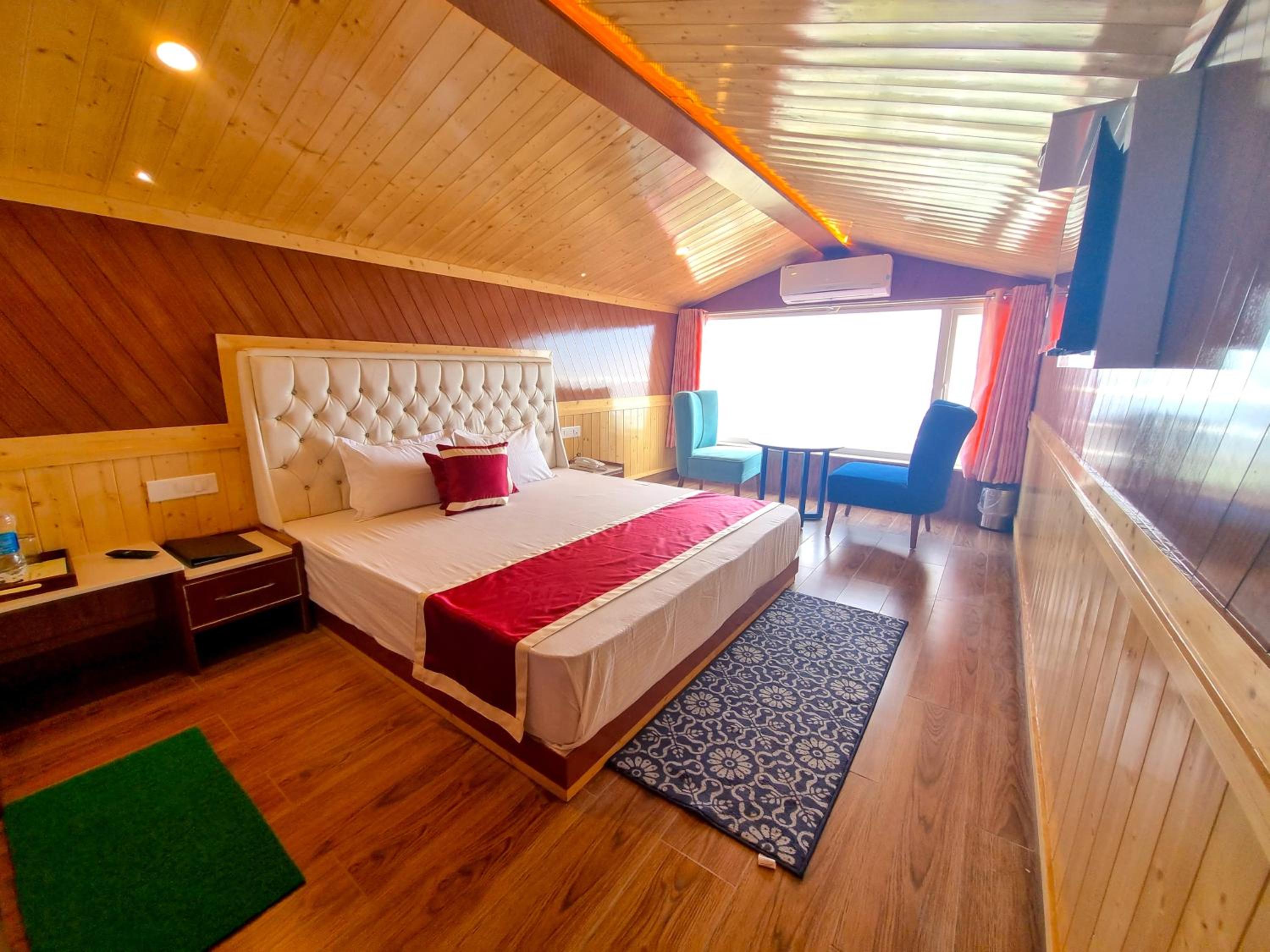 Two-Bedroom Apartment - Photo 10