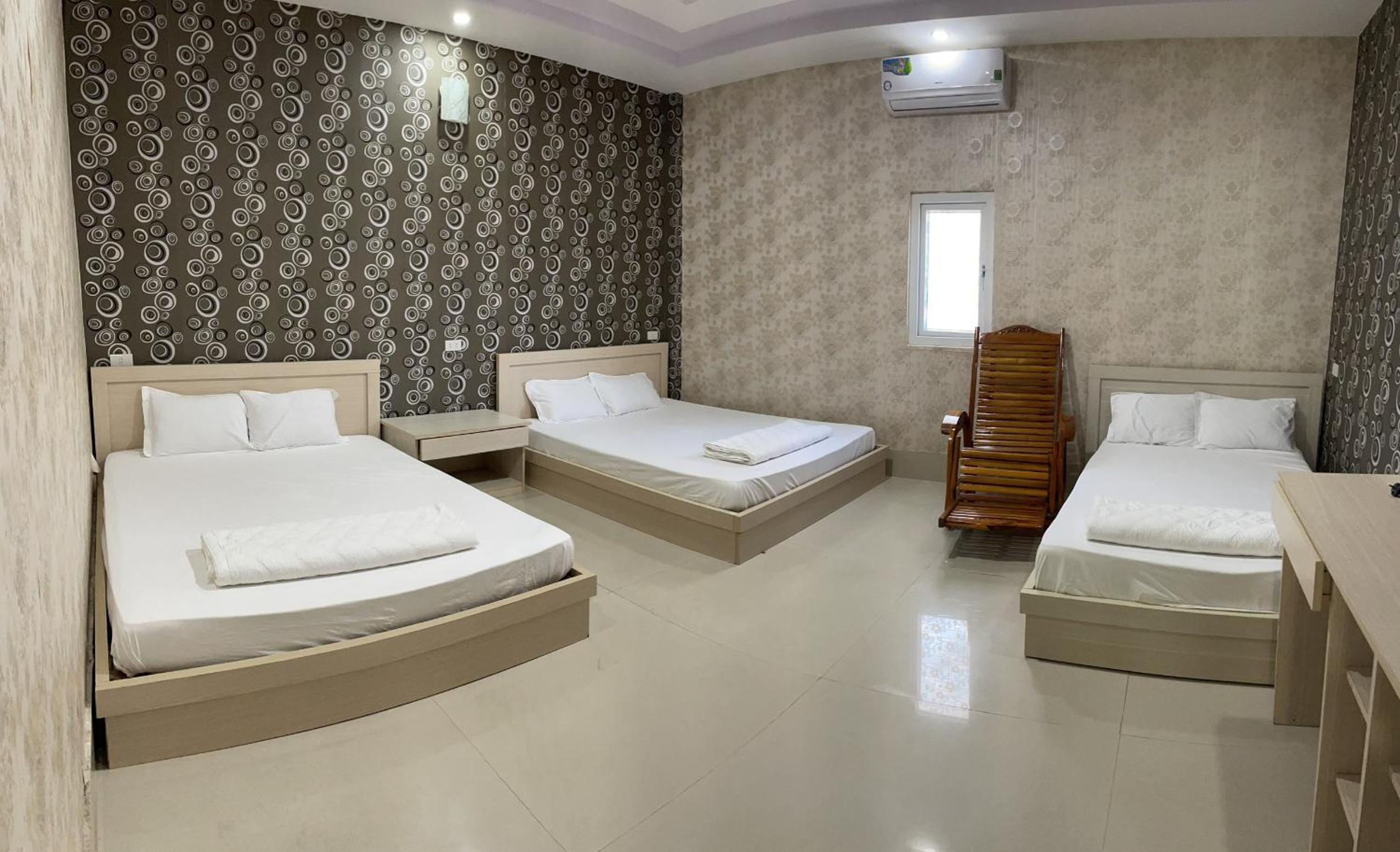 Family Room with Sea View - Photo 1