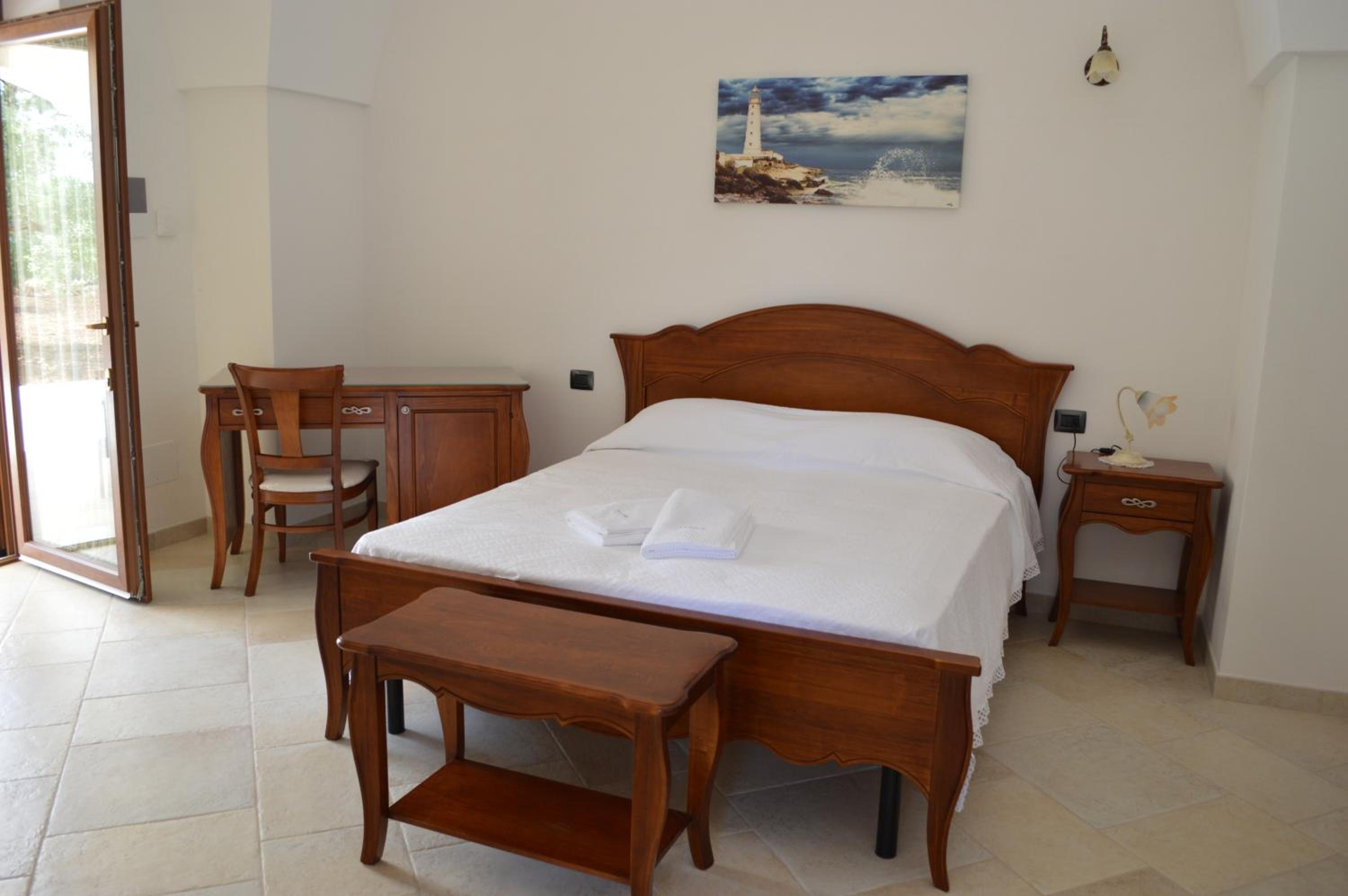 Triple Room with Garden View - Photo 4