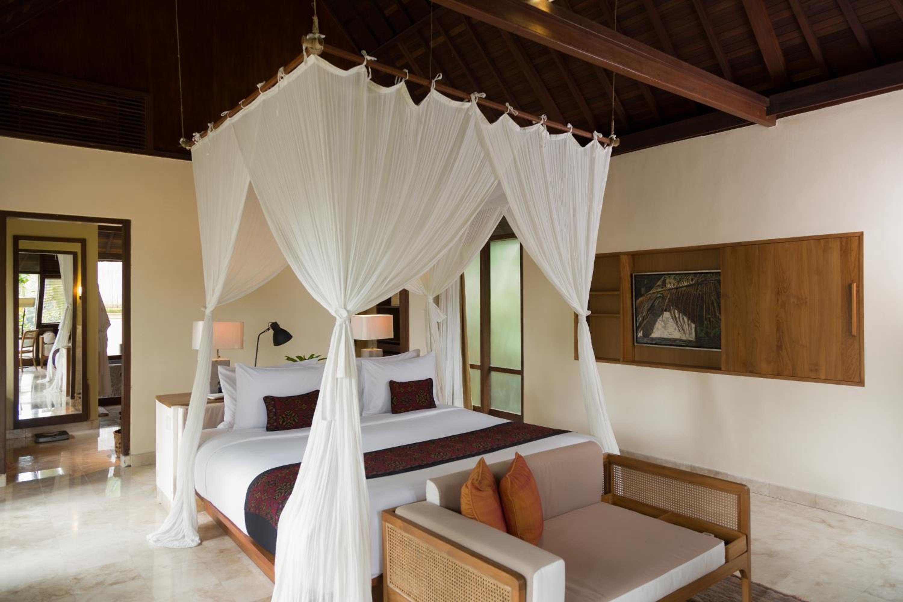 Courtyard Pool Villa - Photo 3