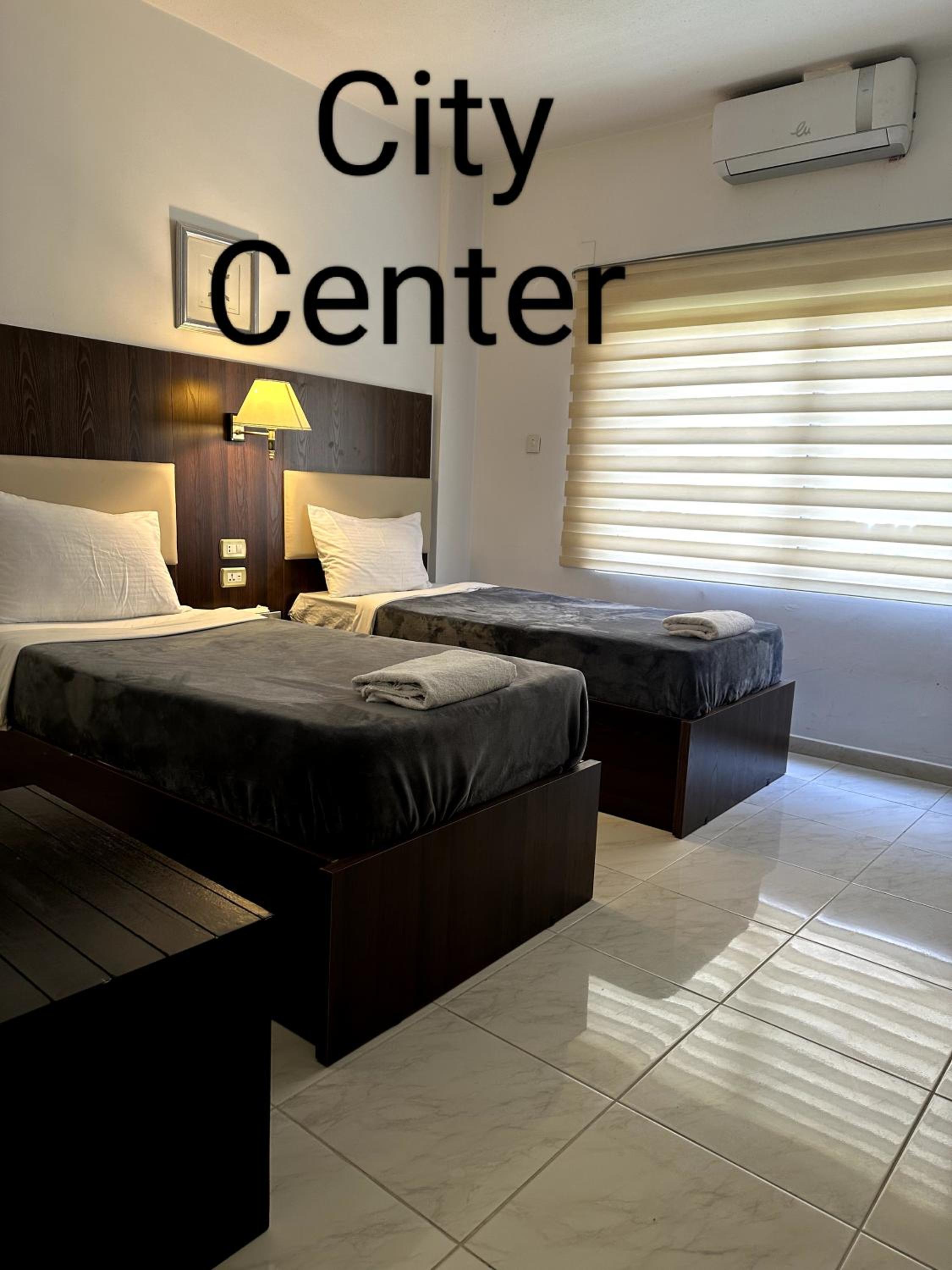 Double or Twin Room with Bathroom - Photo 2