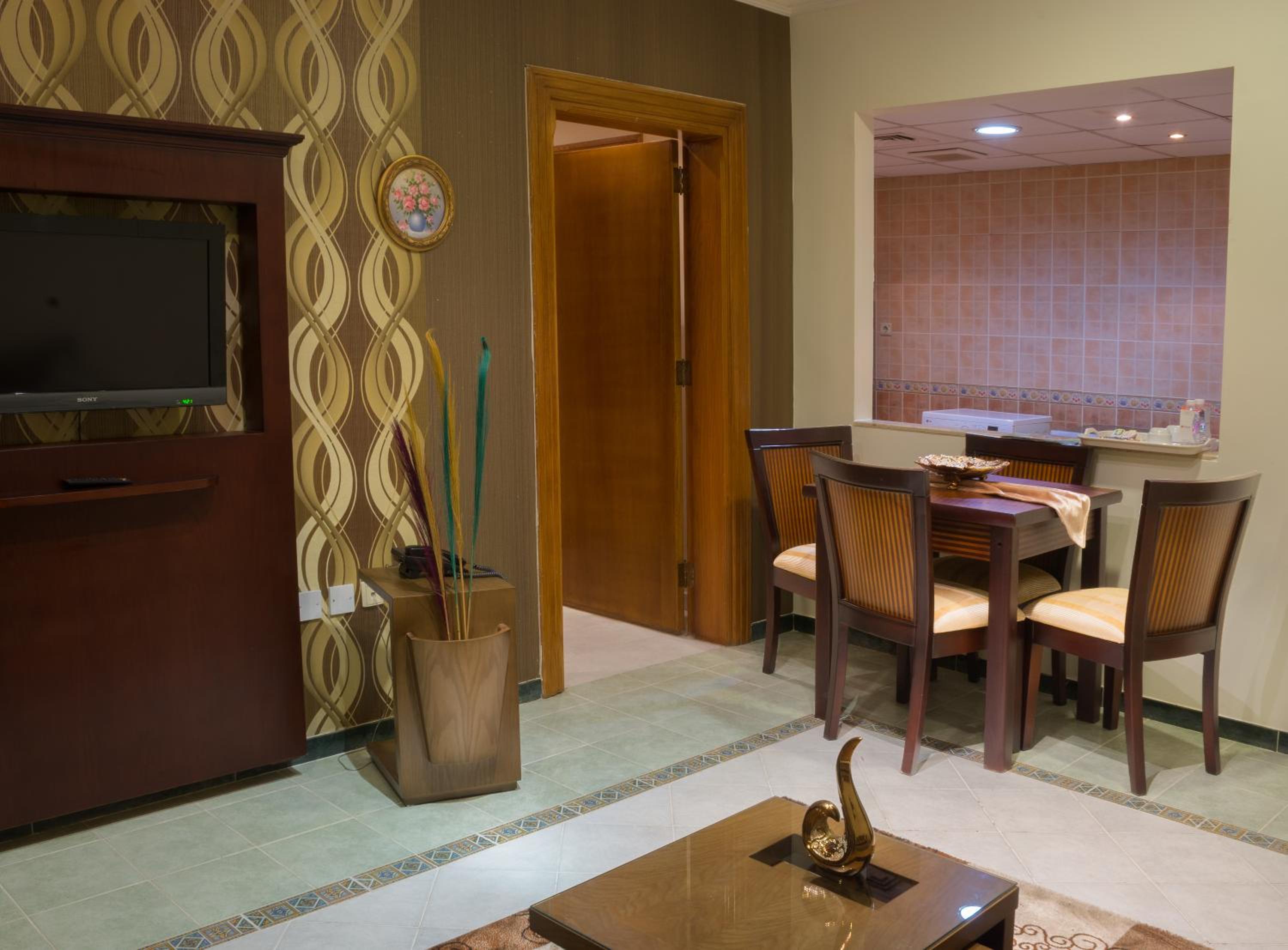 Suite (2 Adults)