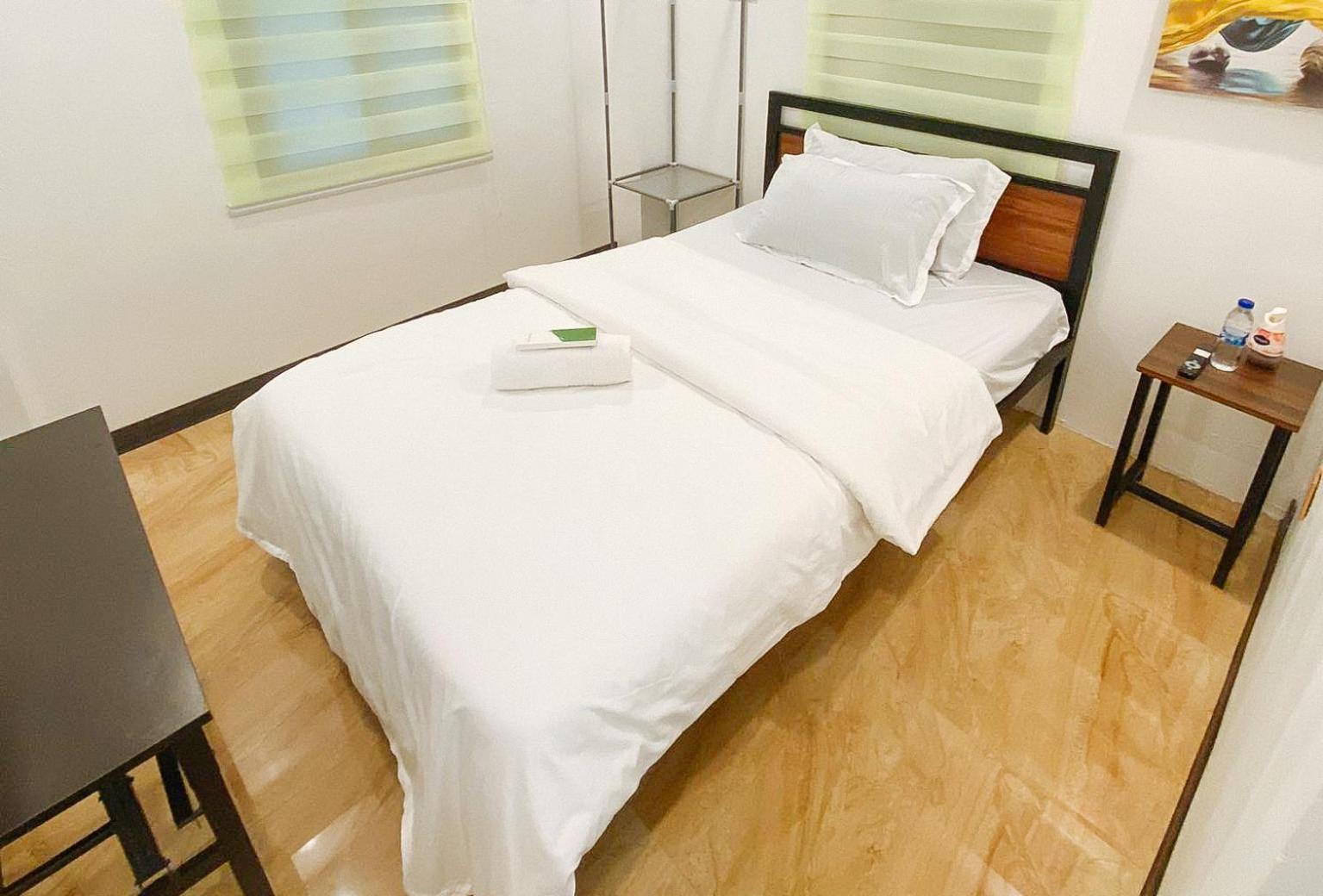 Single Room photo 2