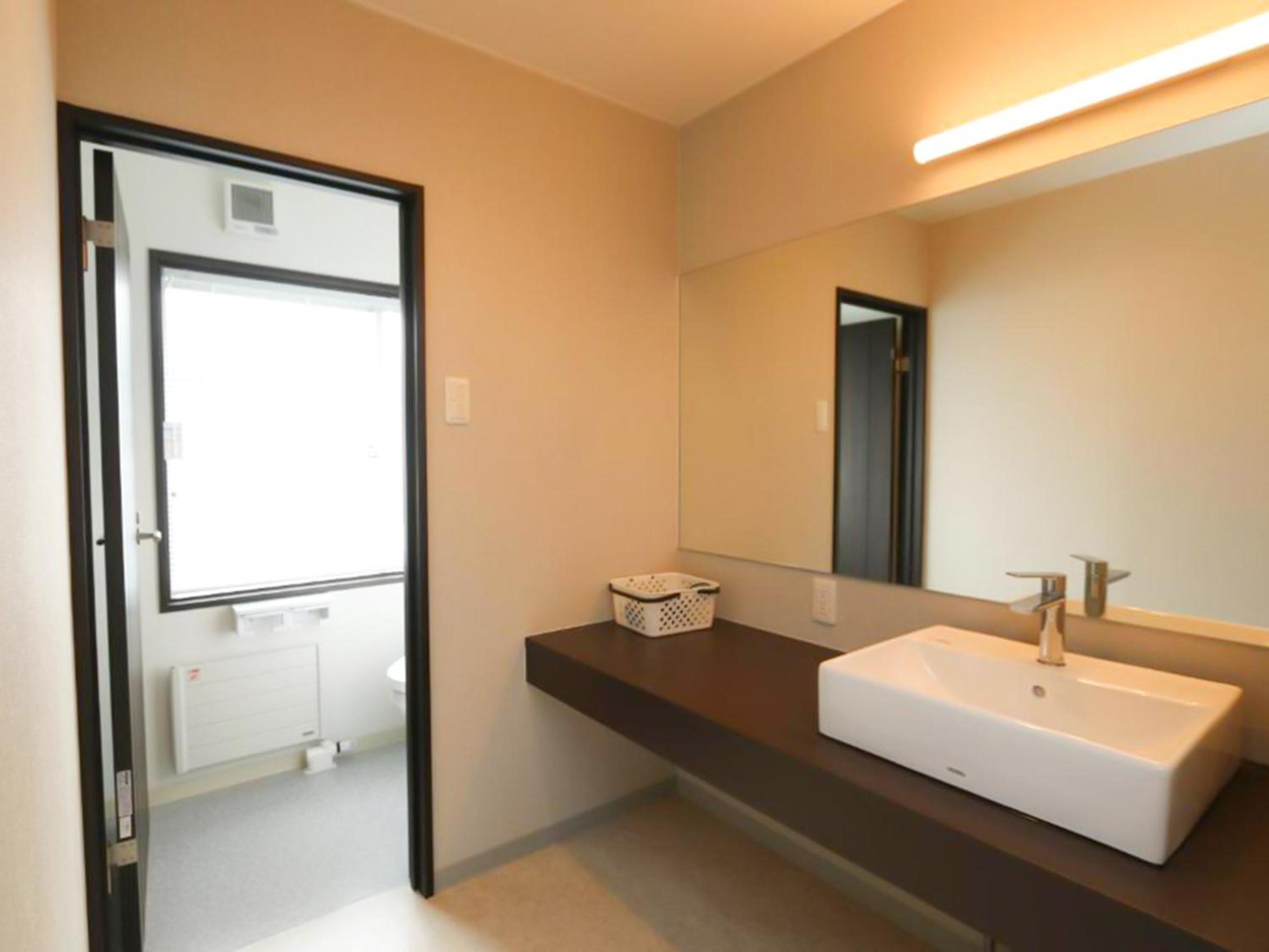 Economy Double Room photo 2