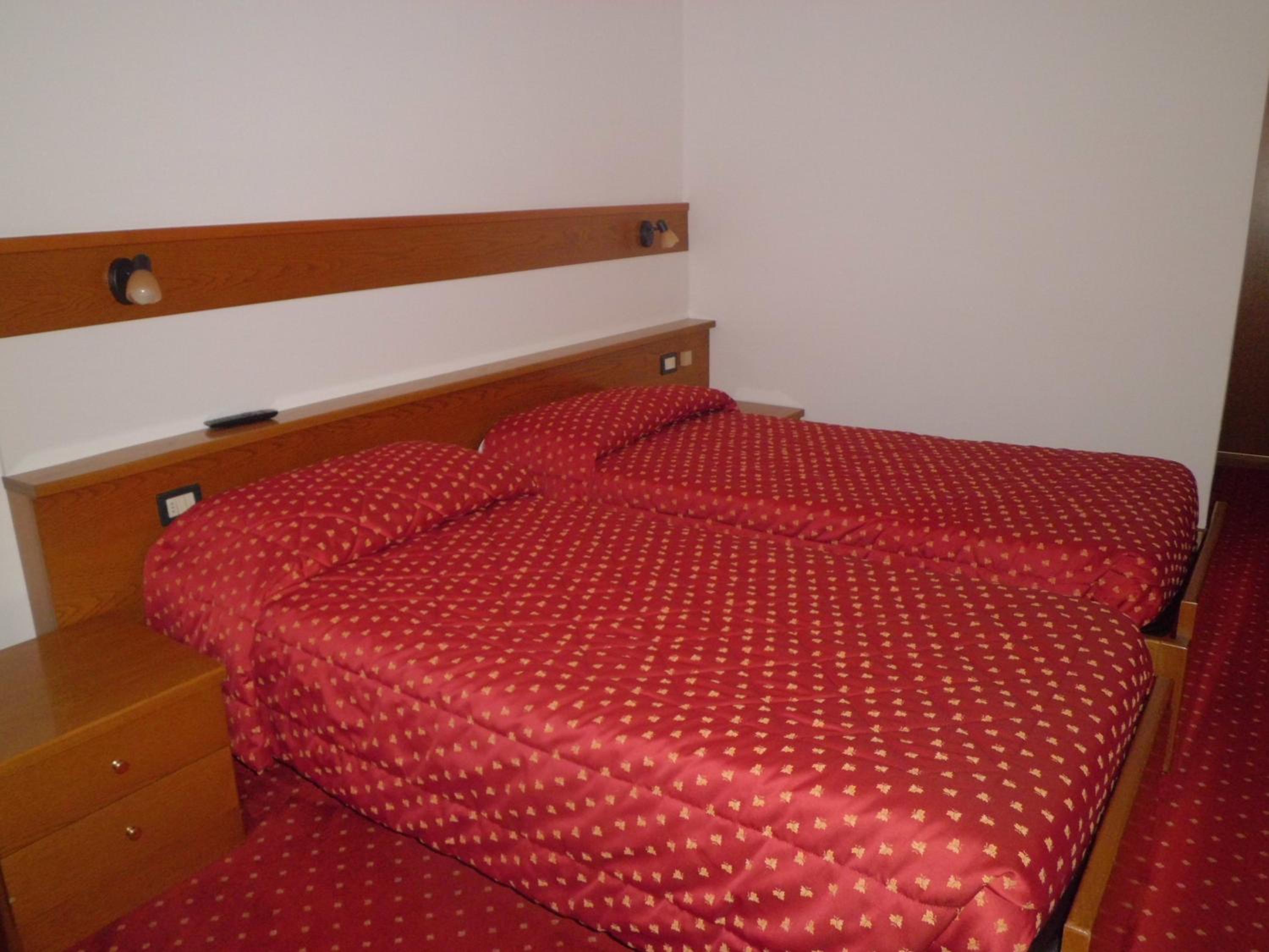 Triple Room photo 2