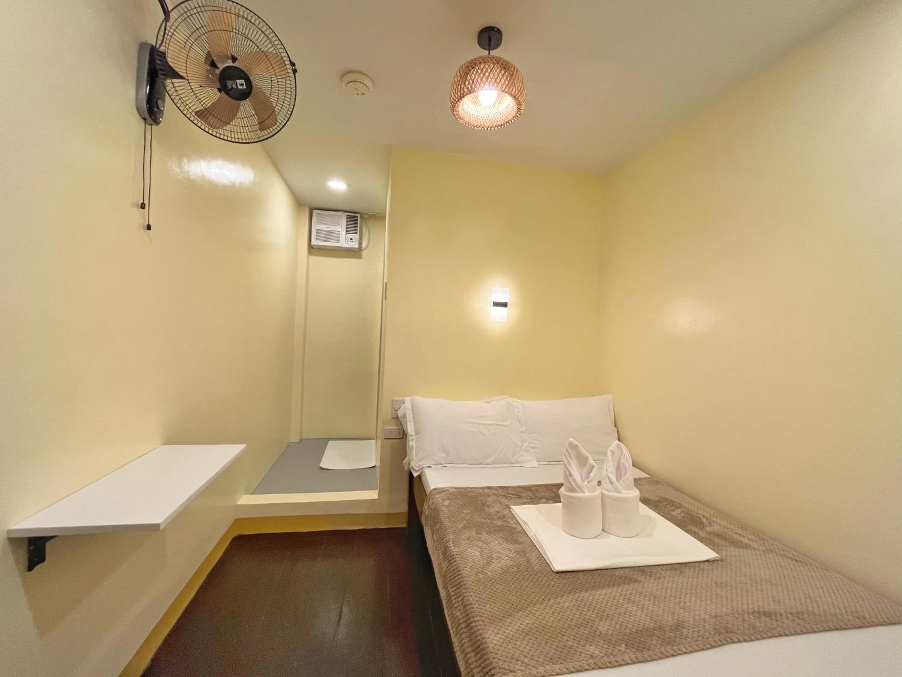 Standard Double Room - Photo 4