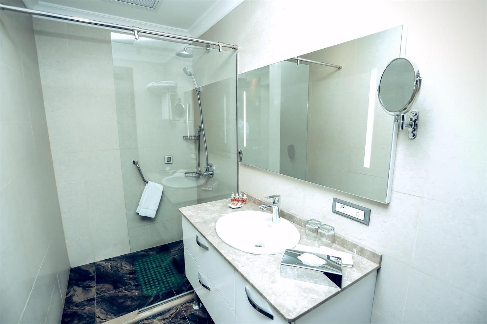 Standard Twin Room photo 2