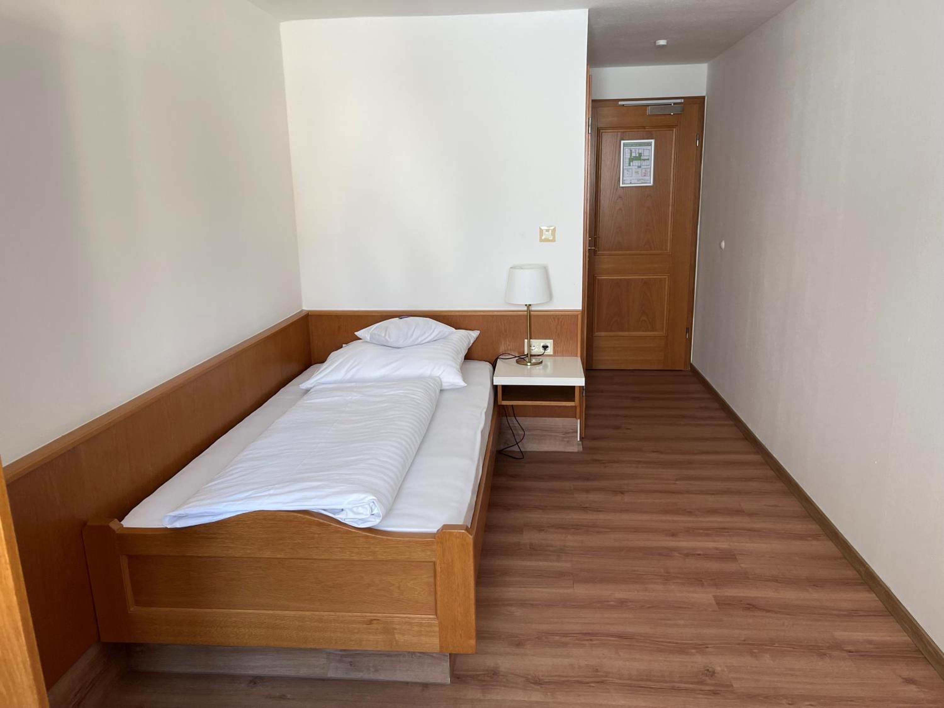 Single Room photo 2