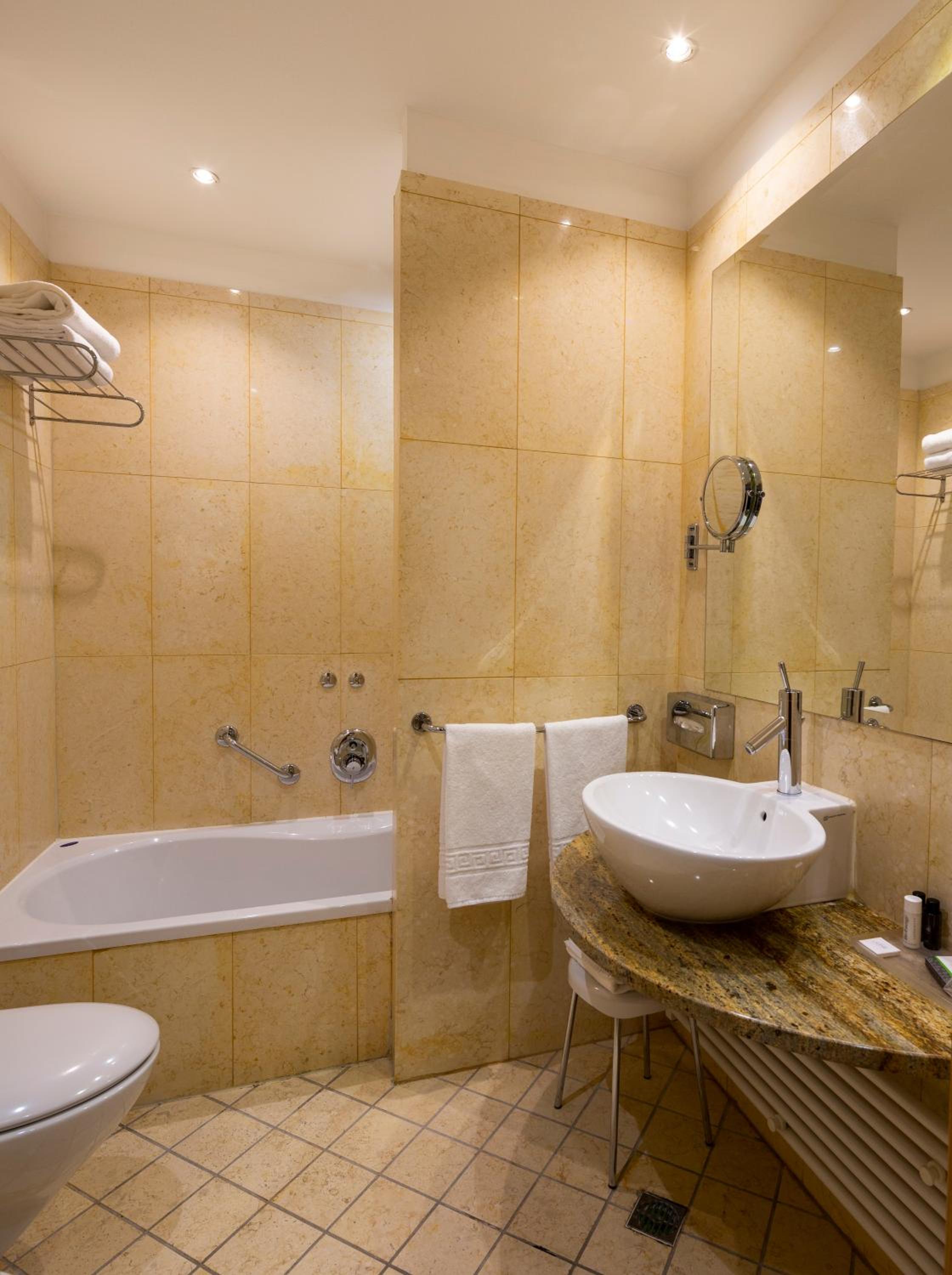 Standard Room - Photo 5