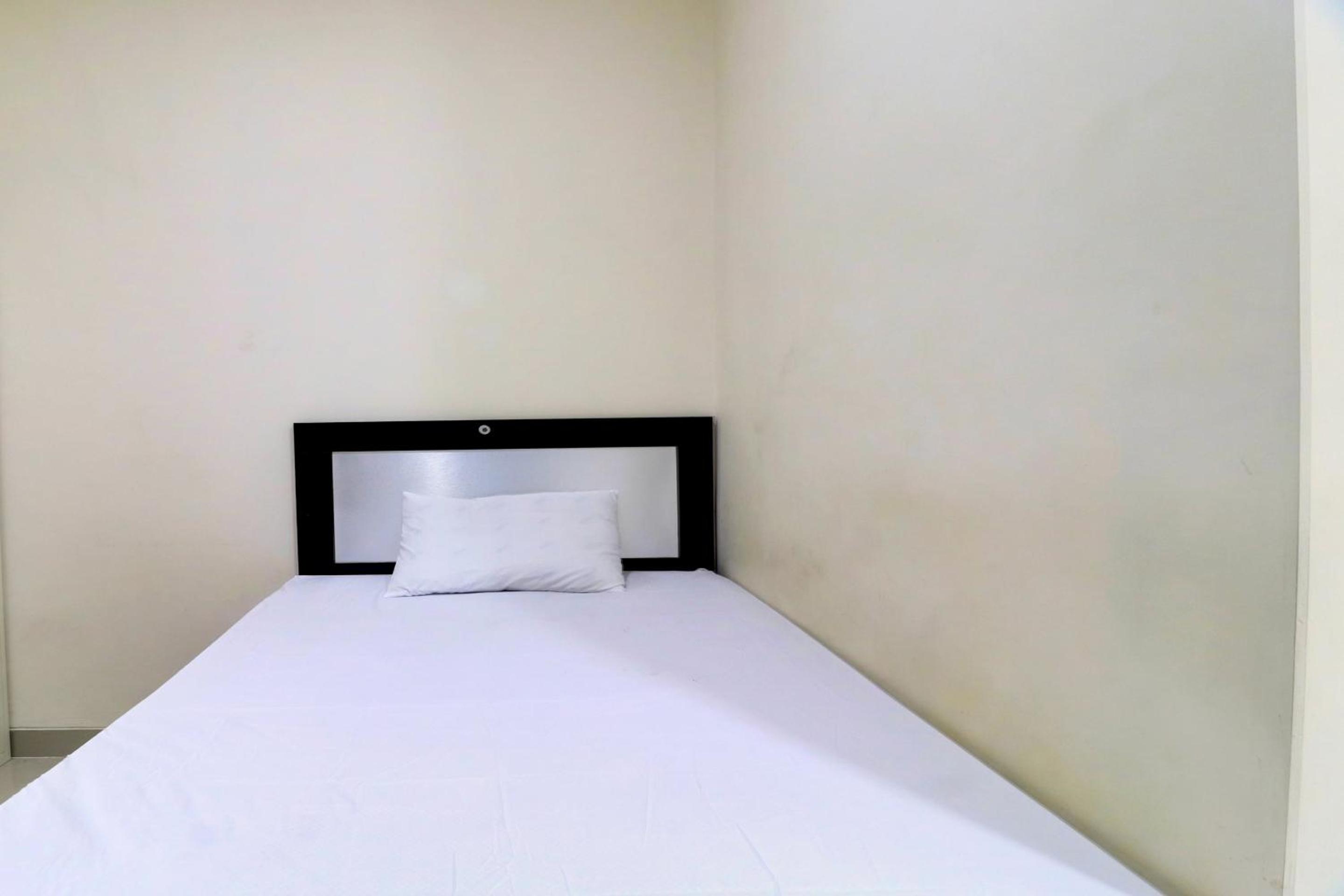 Standard Queen Room photo 3