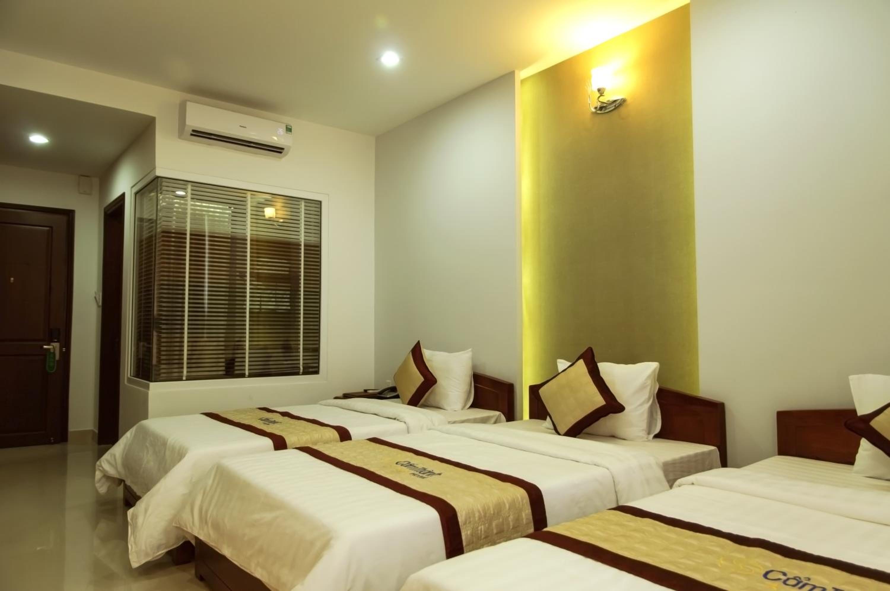 Deluxe Triple Room photo 1