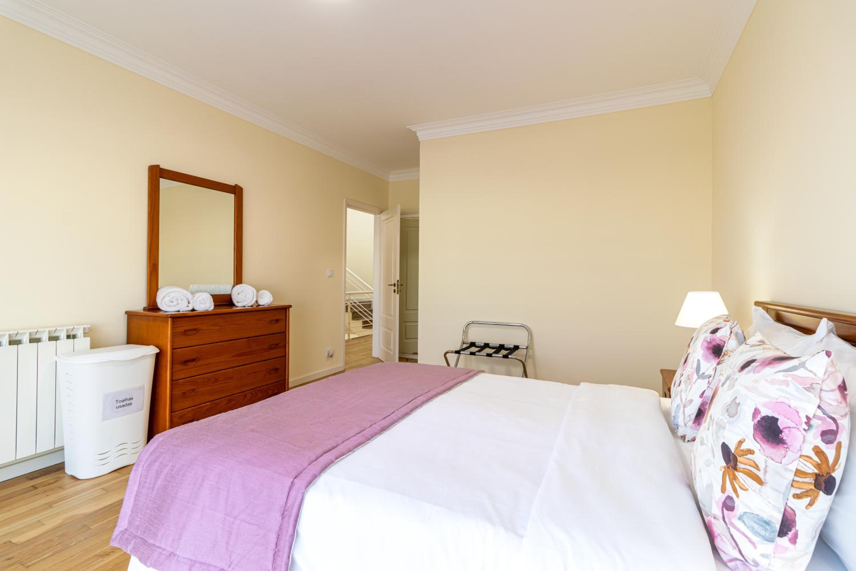 Four-Bedroom House photo 1