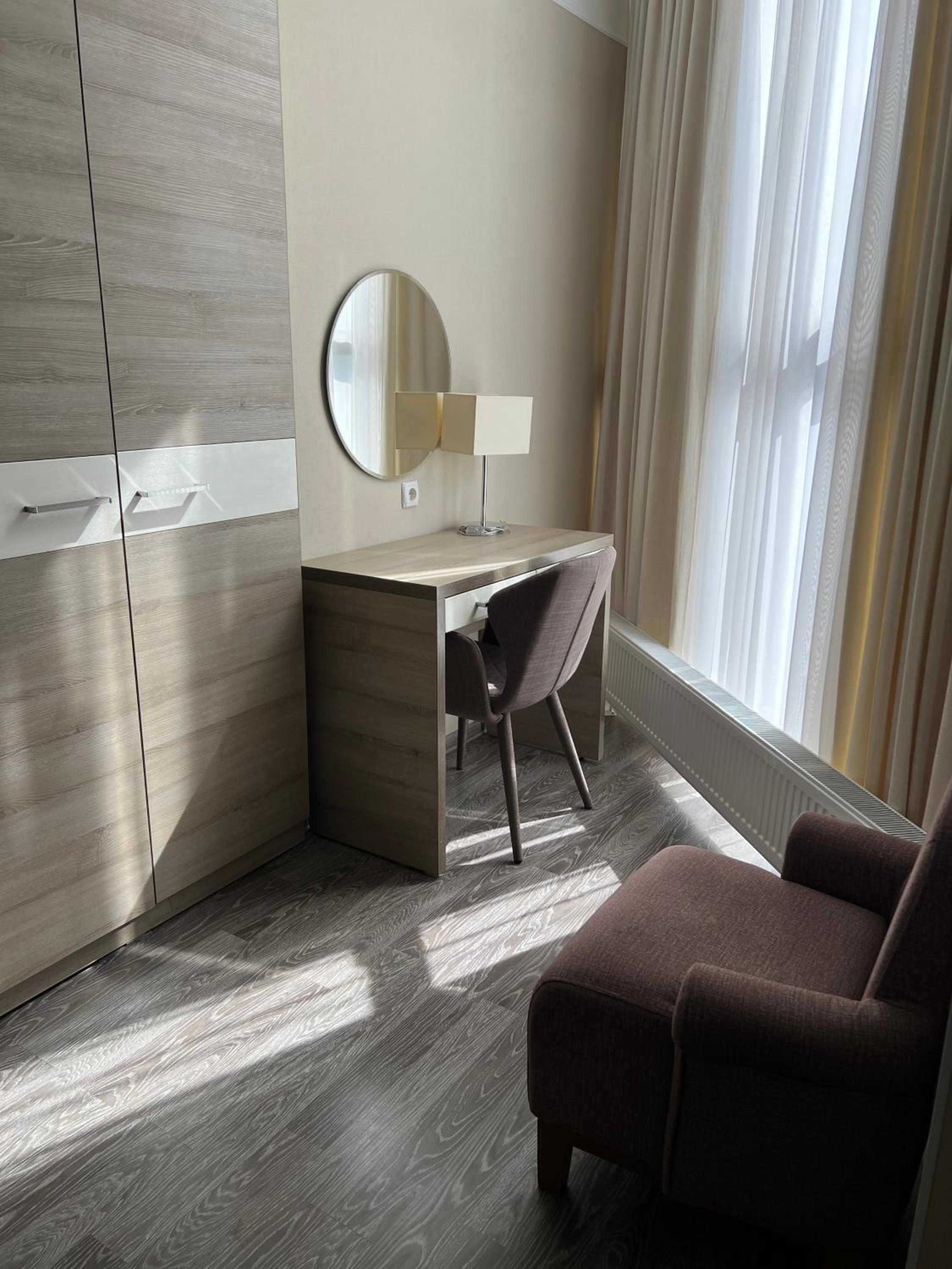 Large Double Room photo 2
