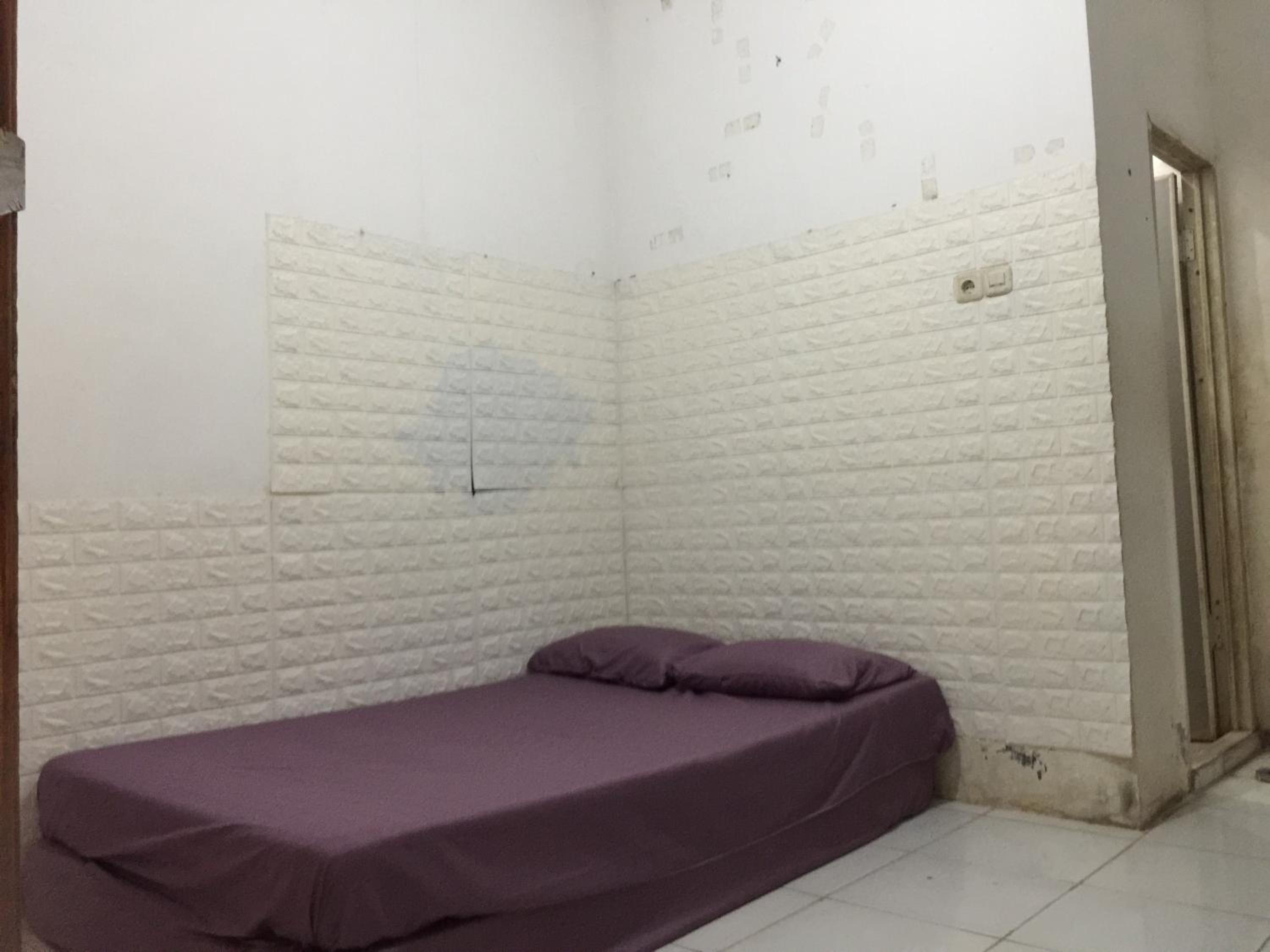 Budget Double Room photo 1