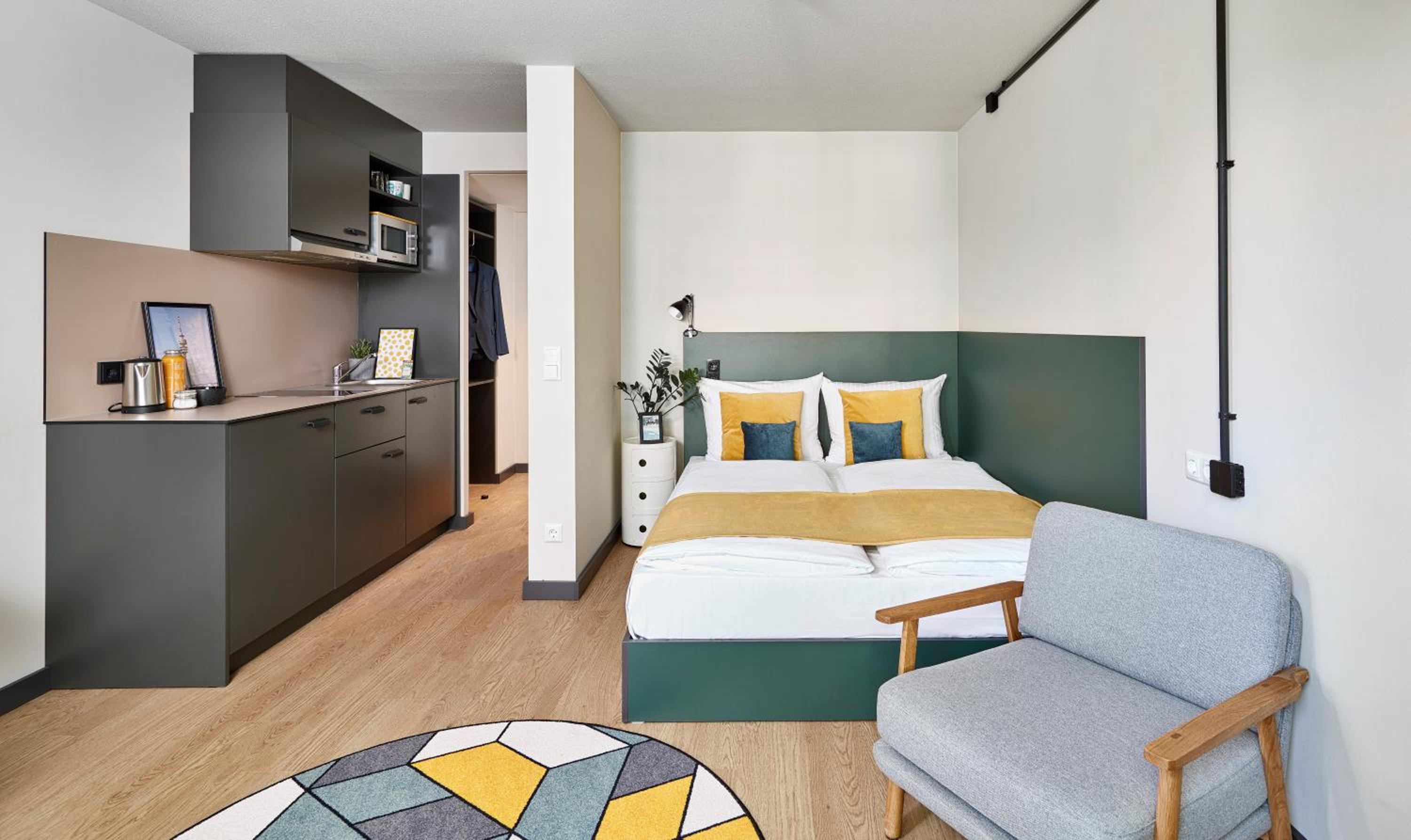 Deluxe Double Apartment - Long Stay