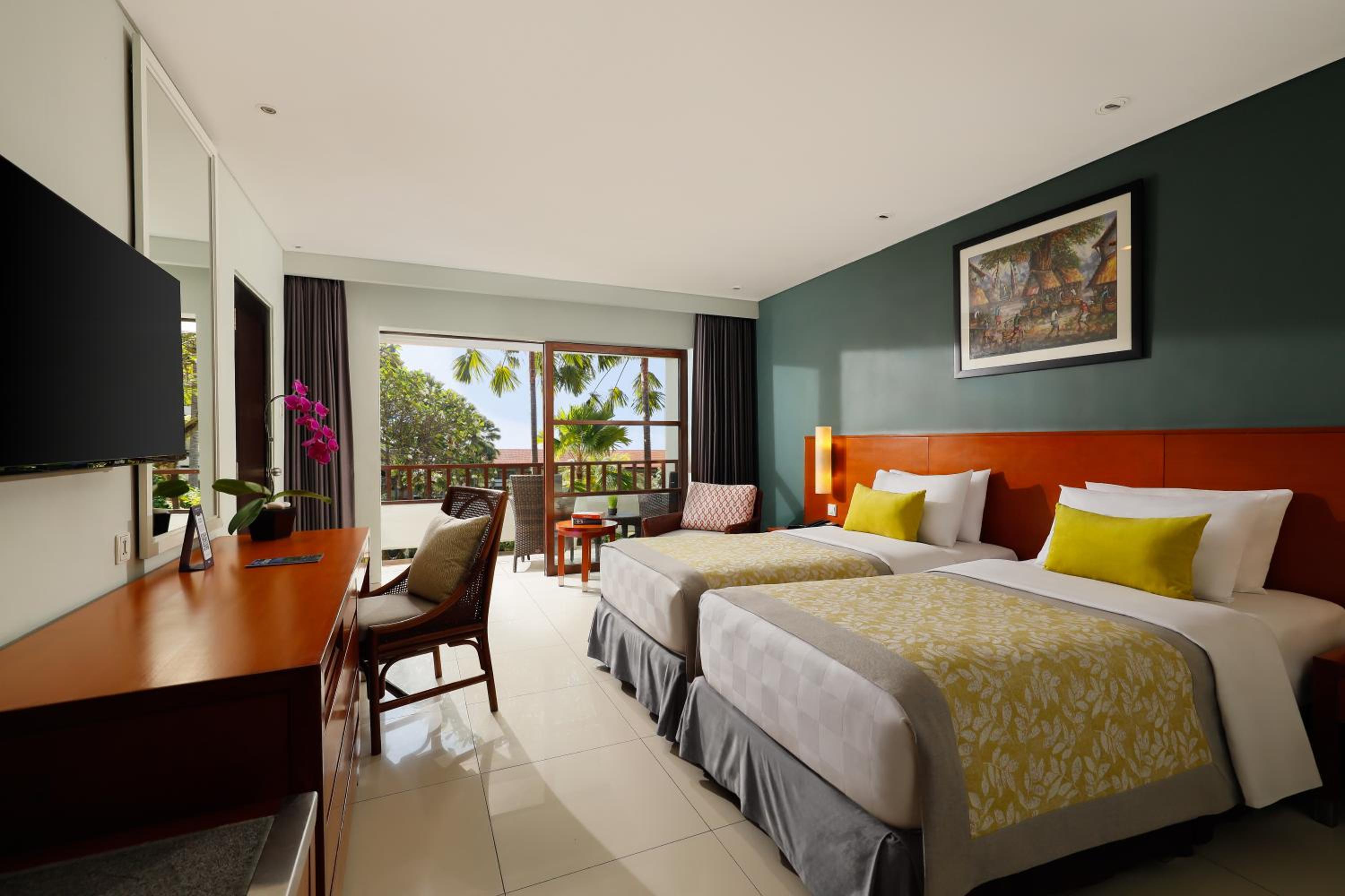 Deluxe Double or Twin Room with Garden View
